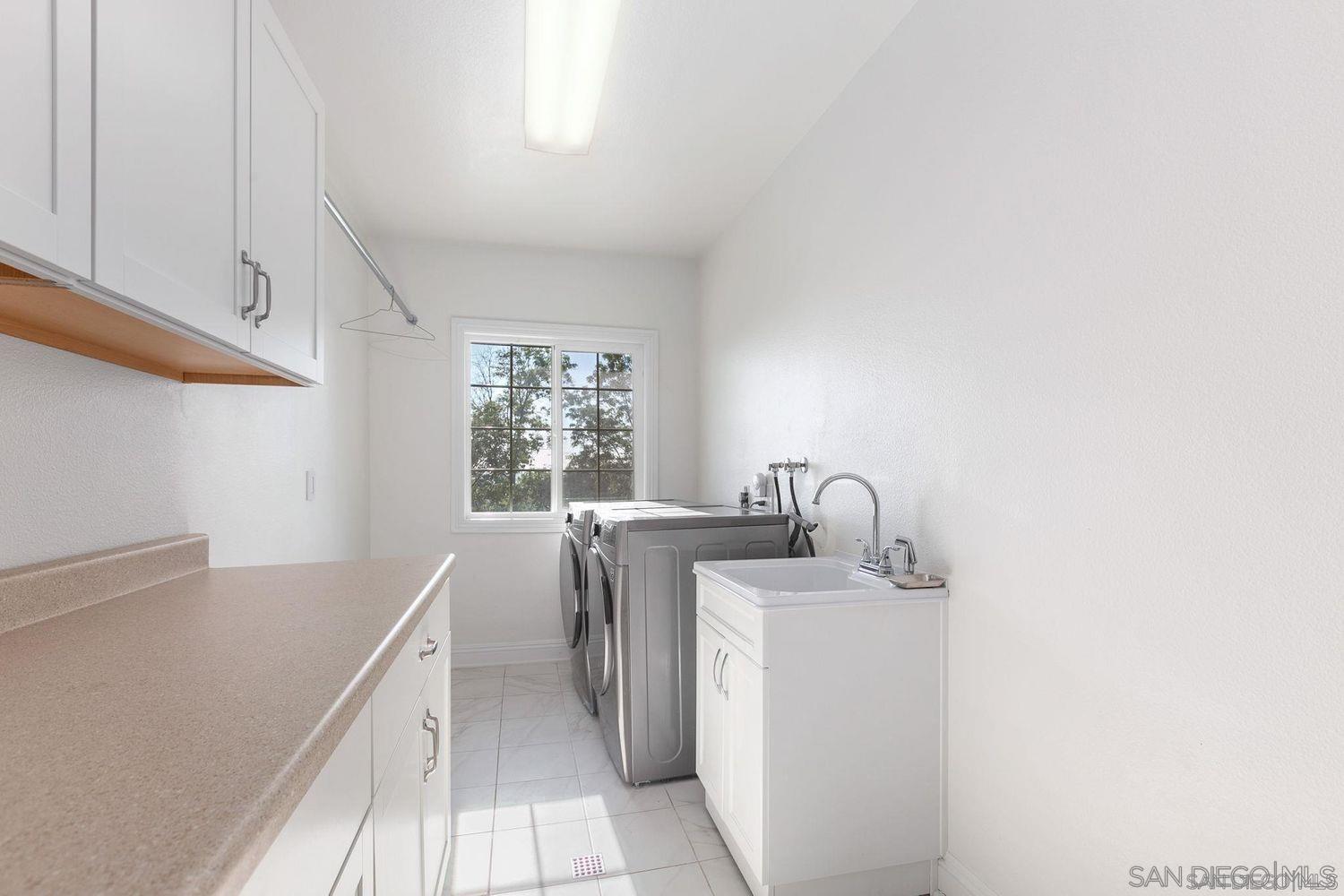 Detail Gallery Image 34 of 62 For 9431 W Lilac Rd, Escondido,  CA 92026 - 6 Beds | 4/2 Baths