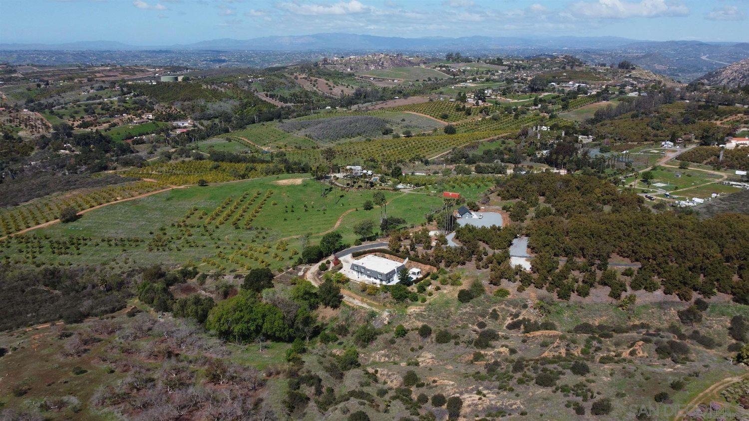 Detail Gallery Image 59 of 62 For 9431 W Lilac Rd, Escondido,  CA 92026 - 6 Beds | 4/2 Baths