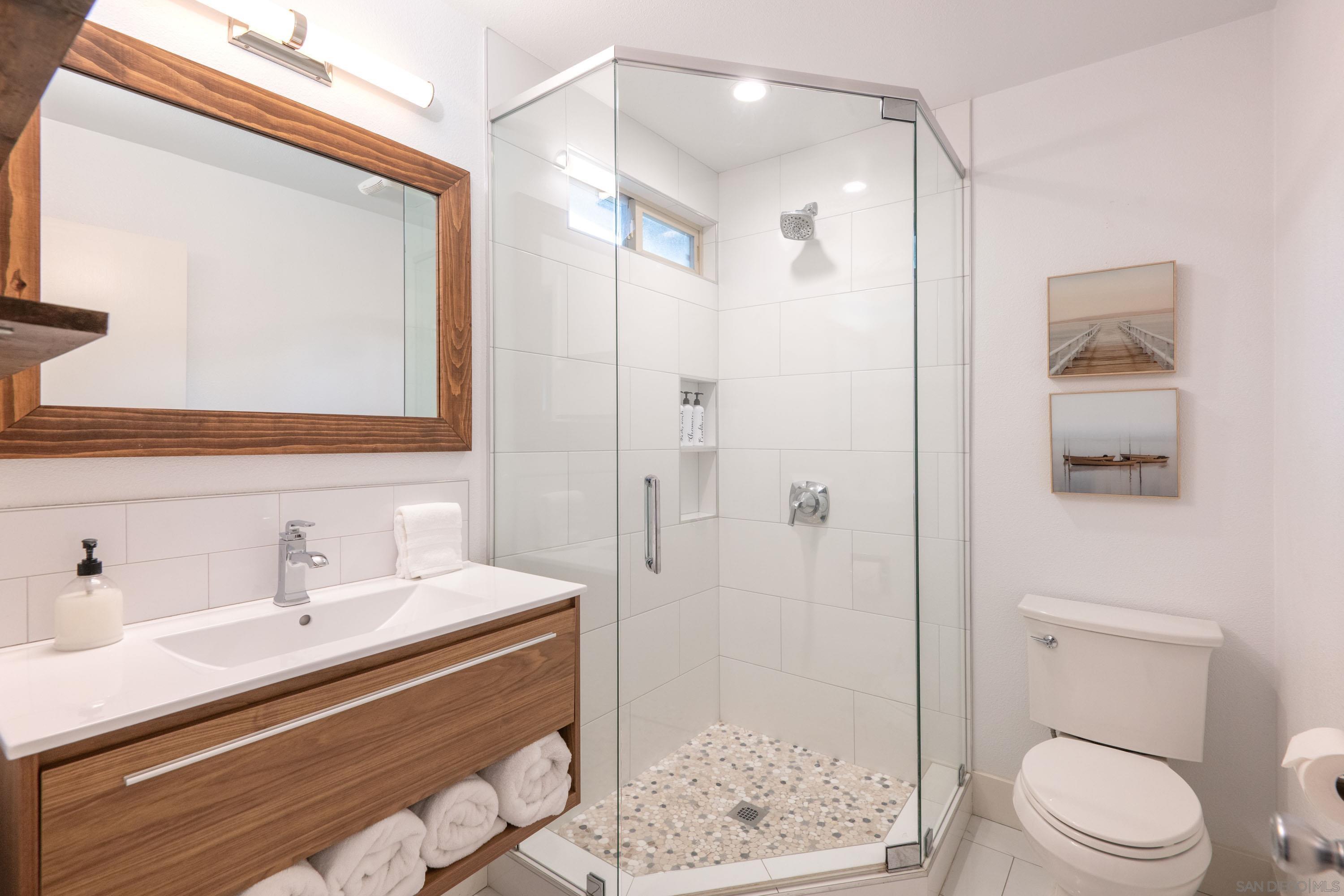 Detail Gallery Image 18 of 38 For 1147  Archer St, San Diego,  CA 92109 - 2 Beds | 2 Baths