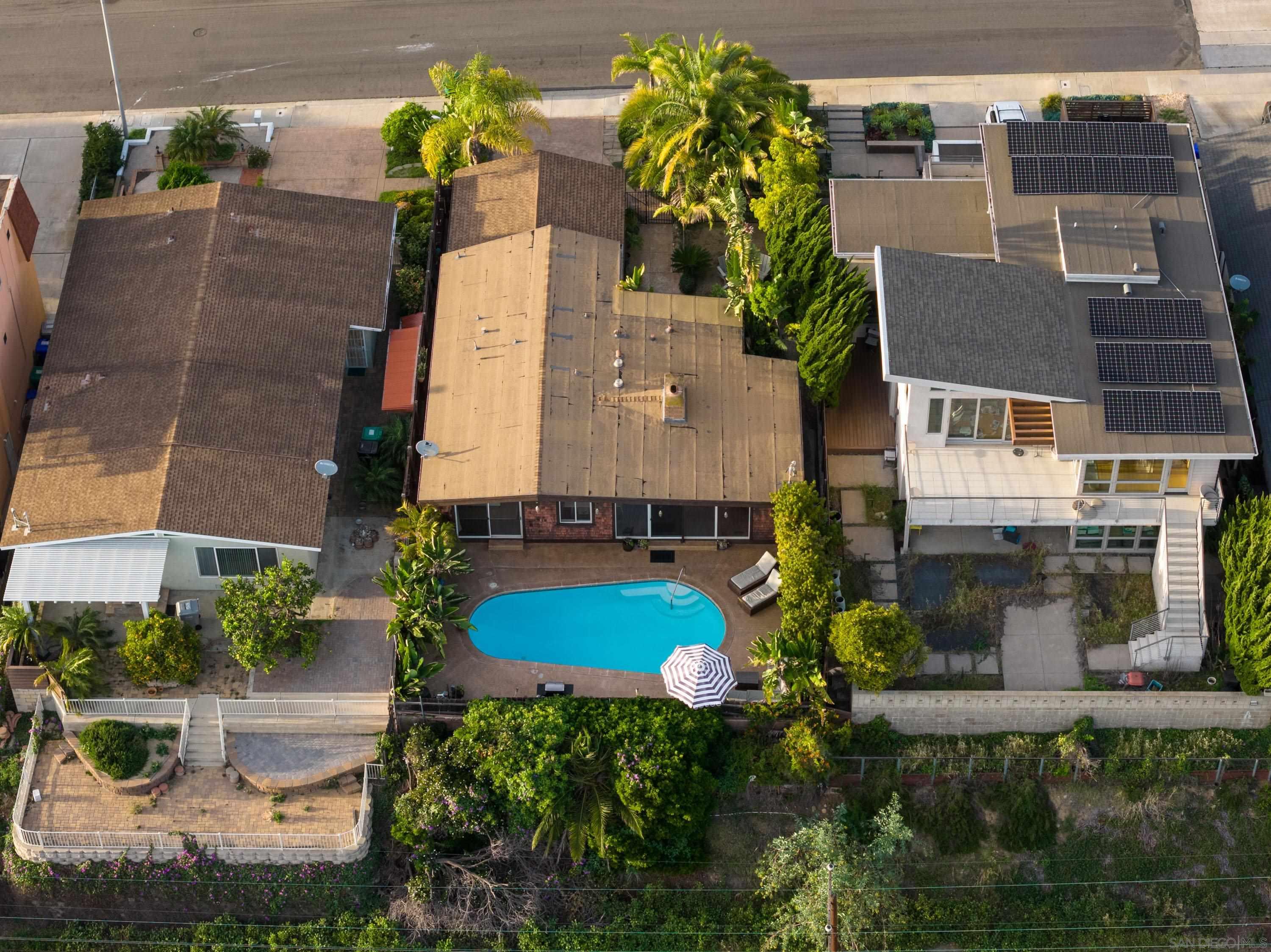 Detail Gallery Image 31 of 38 For 1147  Archer St, San Diego,  CA 92109 - 2 Beds | 2 Baths