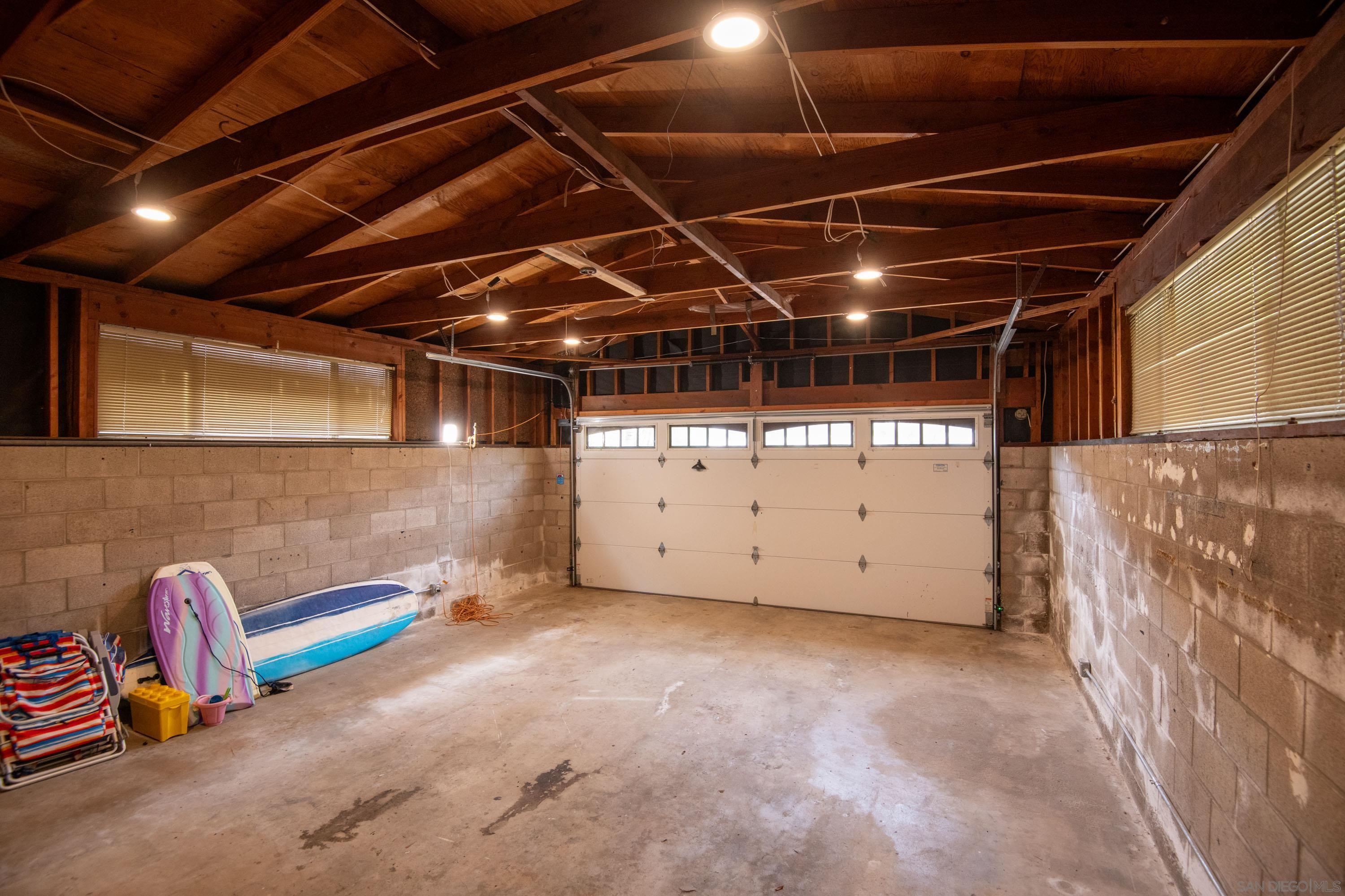 Detail Gallery Image 36 of 38 For 1147  Archer St, San Diego,  CA 92109 - 2 Beds | 2 Baths