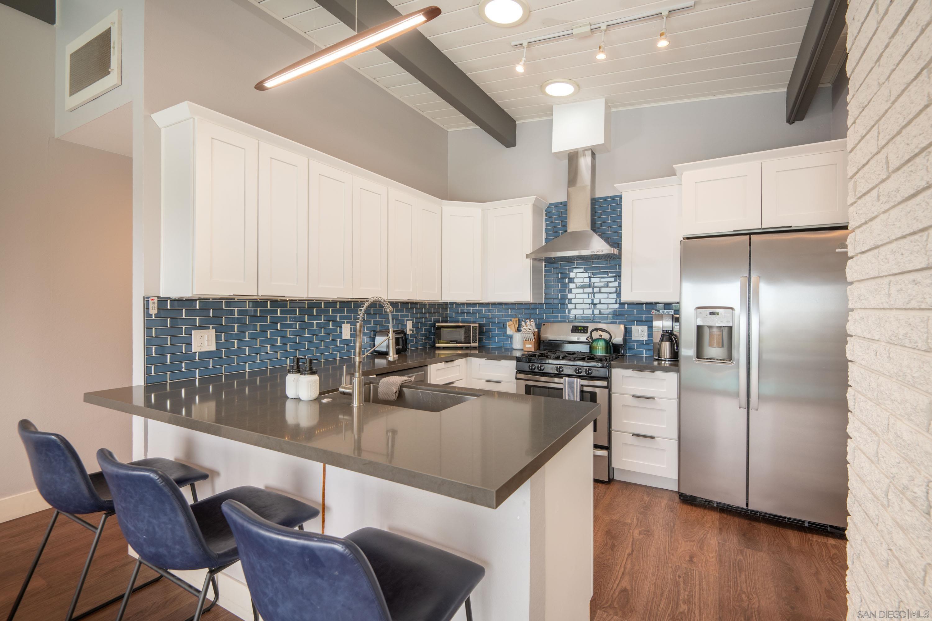 Detail Gallery Image 7 of 38 For 1147  Archer St, San Diego,  CA 92109 - 2 Beds | 2 Baths