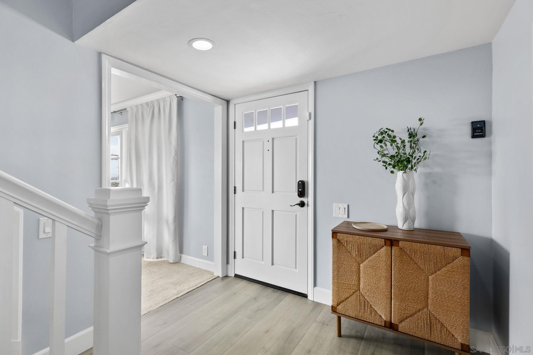 Detail Gallery Image 14 of 46 For 7953  Cinthia St, La Mesa,  CA 91941 - 4 Beds | 4 Baths