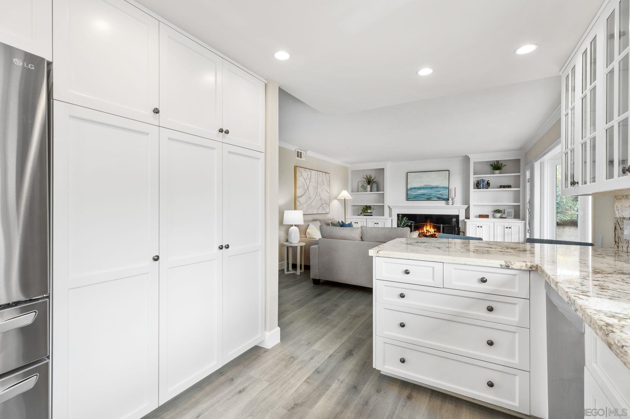 Detail Gallery Image 9 of 46 For 7953  Cinthia St, La Mesa,  CA 91941 - 4 Beds | 4 Baths