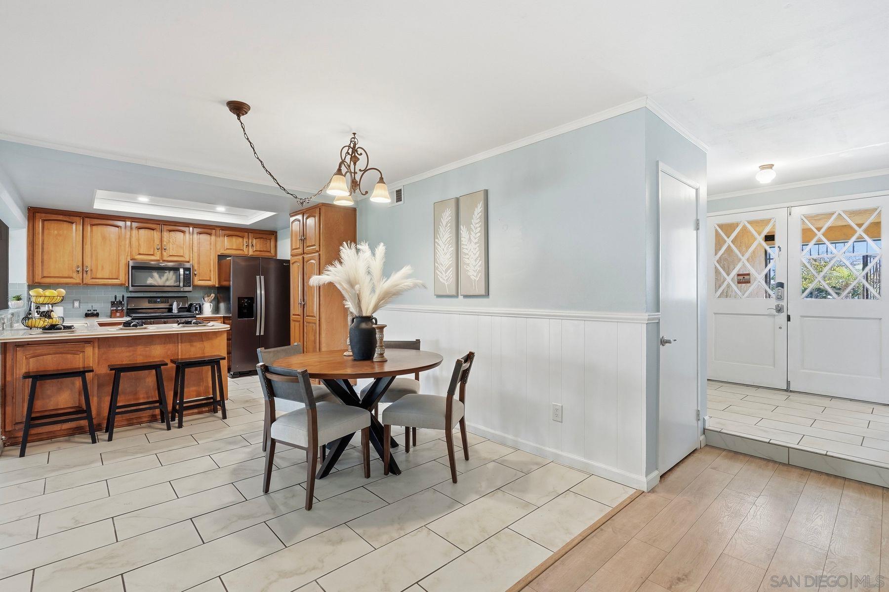 Detail Gallery Image 9 of 42 For 7001  Lemonwood Ln, Lemon Grove,  CA 91945 - 3 Beds | 3 Baths