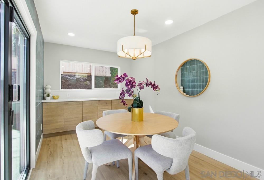 Detail Gallery Image 22 of 75 For 11035  Avenida Maria, San Diego,  CA 92129 - 4 Beds | 3/1 Baths