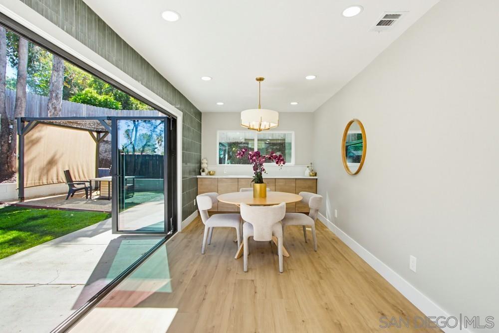 Detail Gallery Image 27 of 75 For 11035  Avenida Maria, San Diego,  CA 92129 - 4 Beds | 3/1 Baths