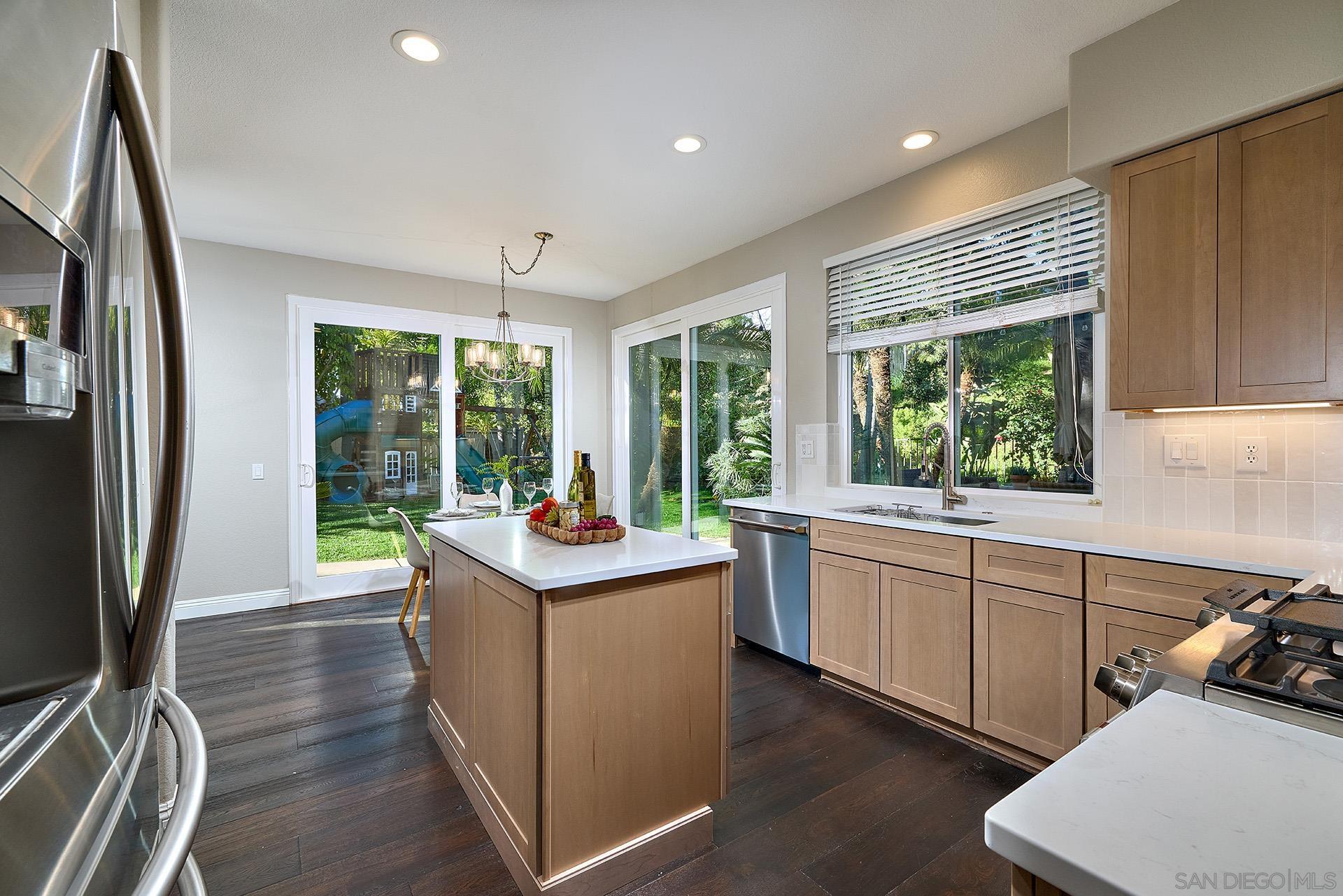 Detail Gallery Image 13 of 30 For 3650  Camino Marglesa, Escondido,  CA 92025 - 4 Beds | 2/1 Baths