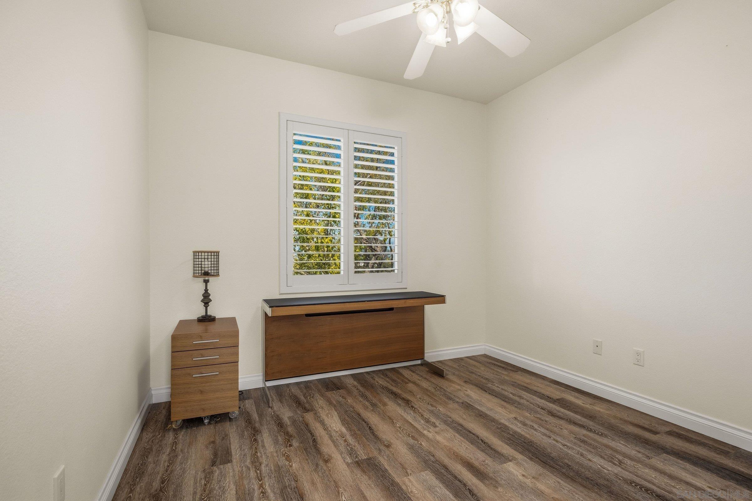 Detail Gallery Image 21 of 28 For 11393  Vista Elevada, San Diego,  CA 92131 - 3 Beds | 2/1 Baths