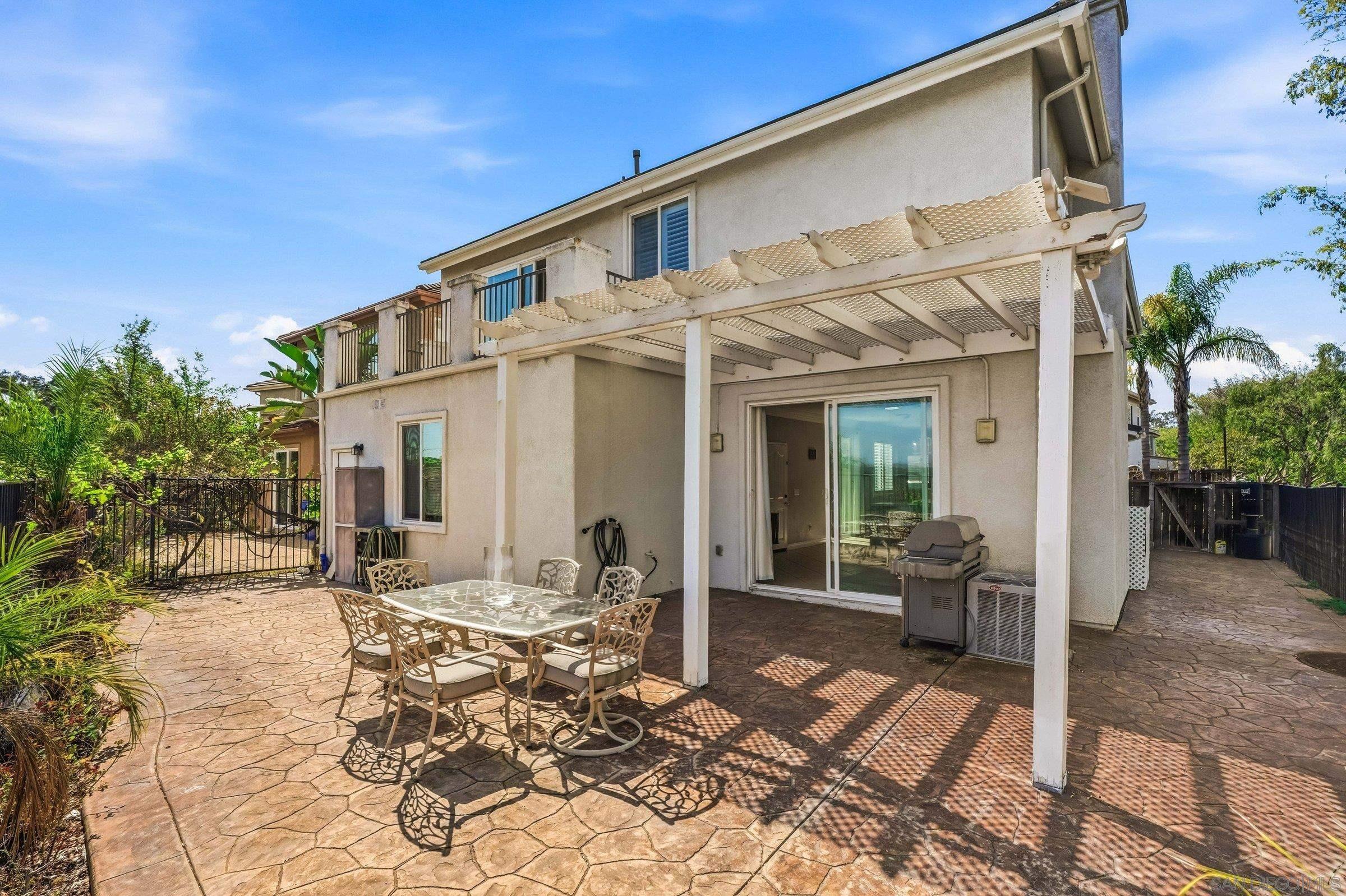 Detail Gallery Image 27 of 28 For 11393  Vista Elevada, San Diego,  CA 92131 - 3 Beds | 2/1 Baths