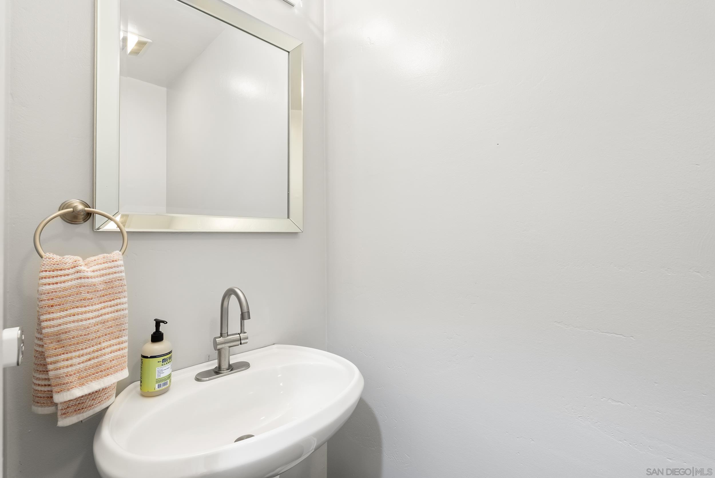 Detail Gallery Image 19 of 44 For 4502  Vista St, San Diego,  CA 92116 - 3 Beds | 2/1 Baths