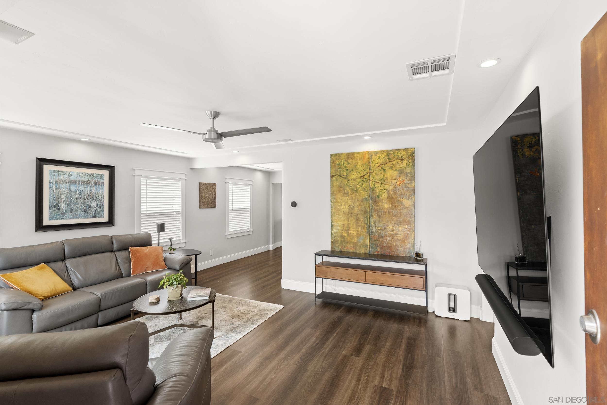 Detail Gallery Image 8 of 44 For 4502  Vista St, San Diego,  CA 92116 - 3 Beds | 2/1 Baths