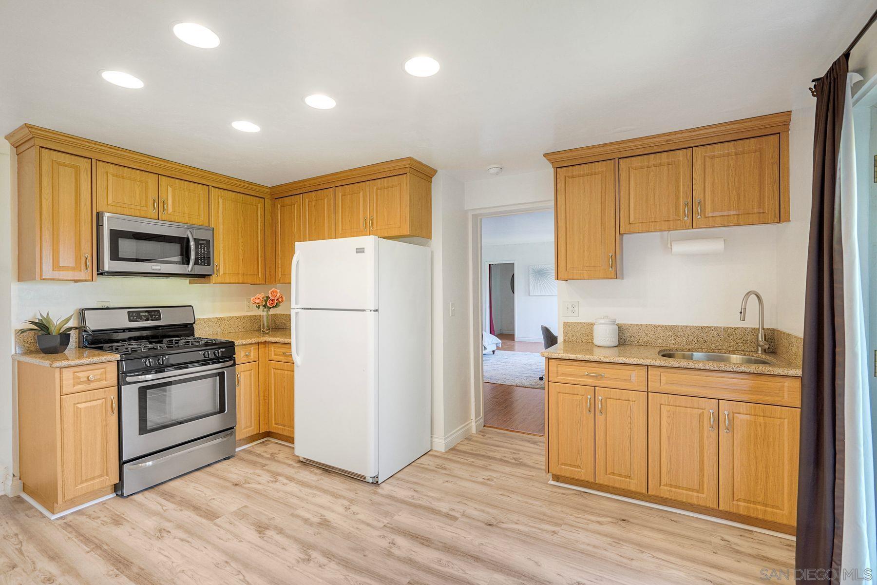 Detail Gallery Image 35 of 47 For 8518  Chevy Chase Dr, La Mesa,  CA 91941 - 4 Beds | 3 Baths