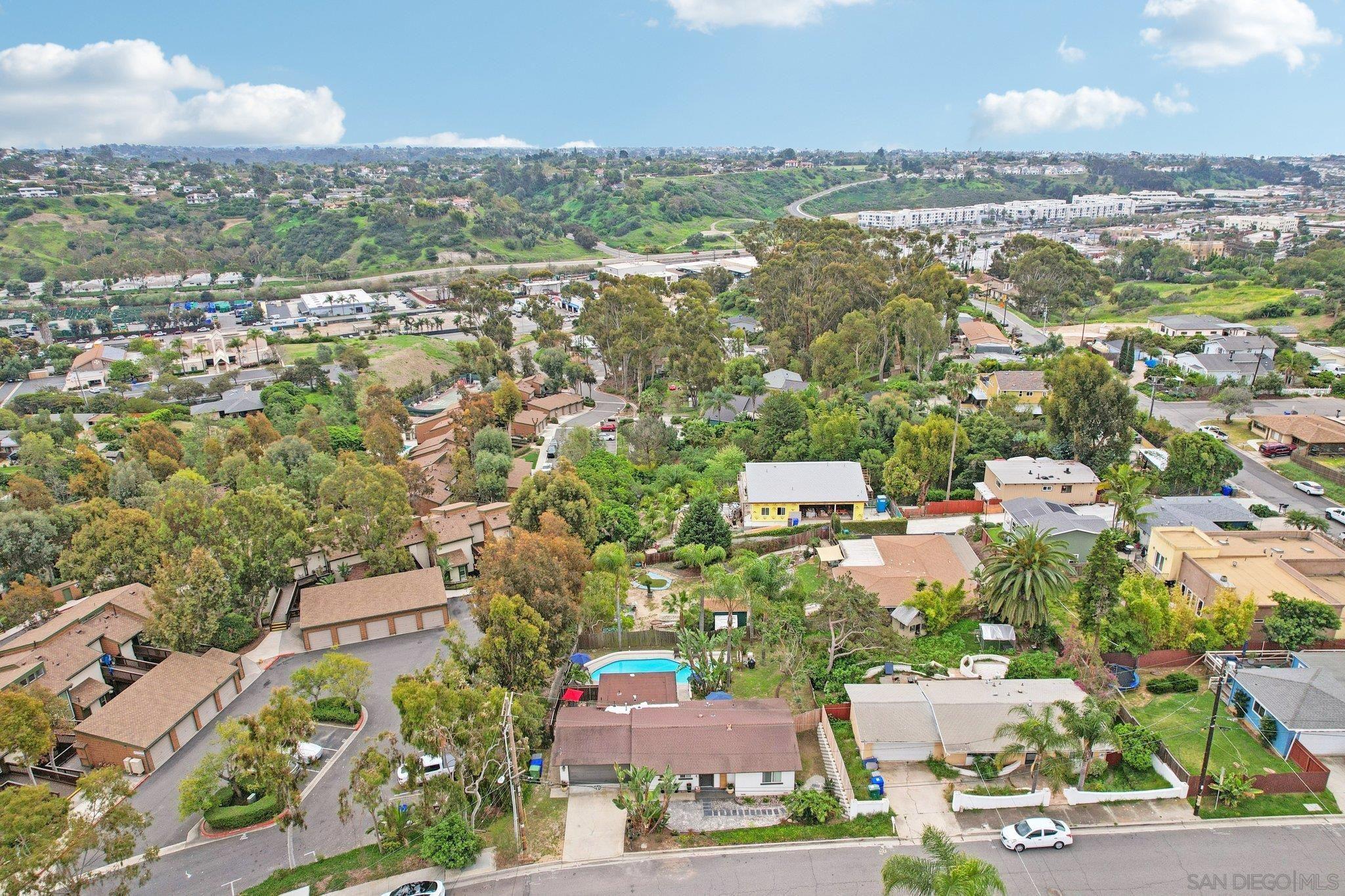 Detail Gallery Image 36 of 56 For 2821  Macdonald, Oceanside,  CA 92054 - 3 Beds | 2 Baths
