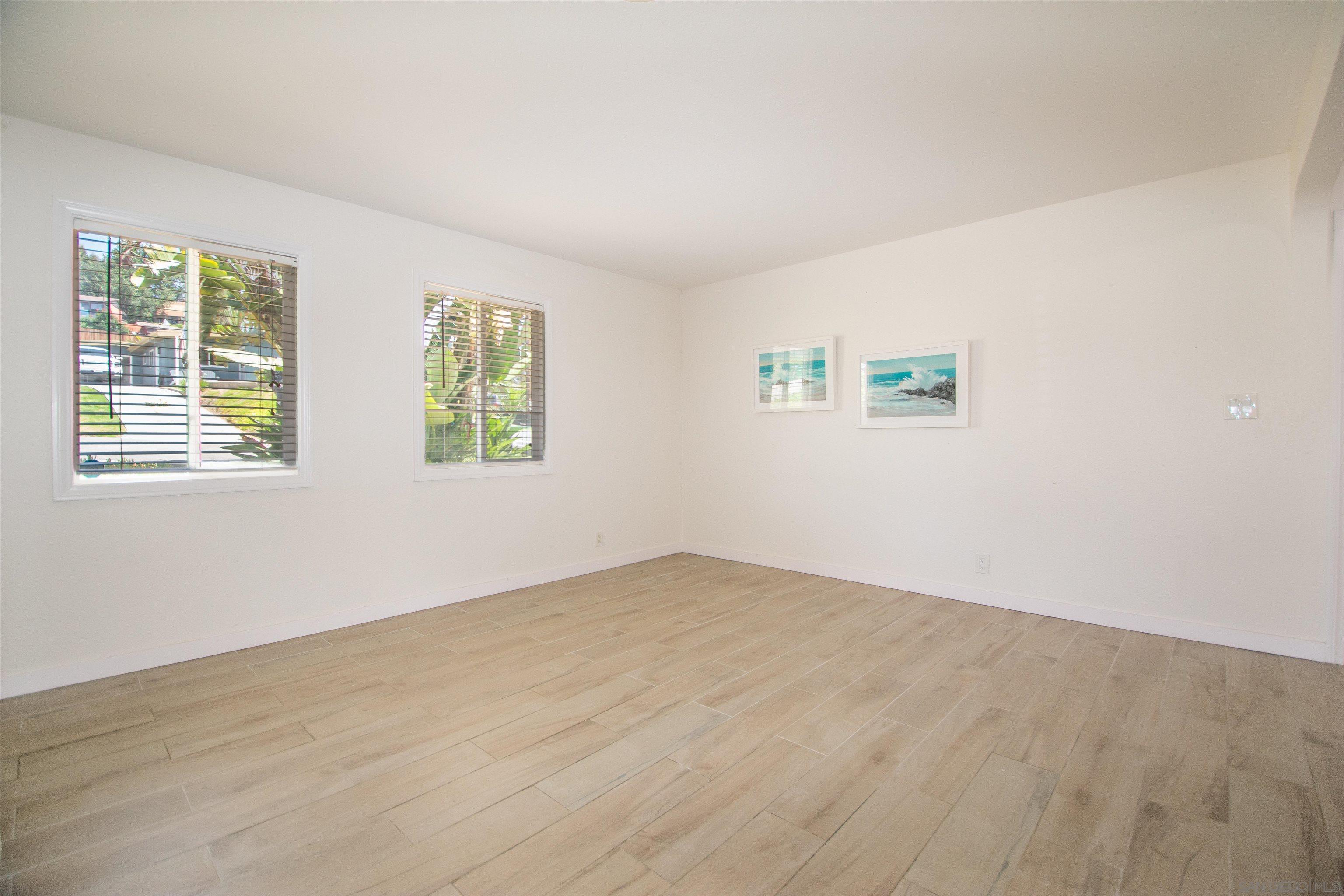 Detail Gallery Image 9 of 56 For 2821  Macdonald, Oceanside,  CA 92054 - 3 Beds | 2 Baths