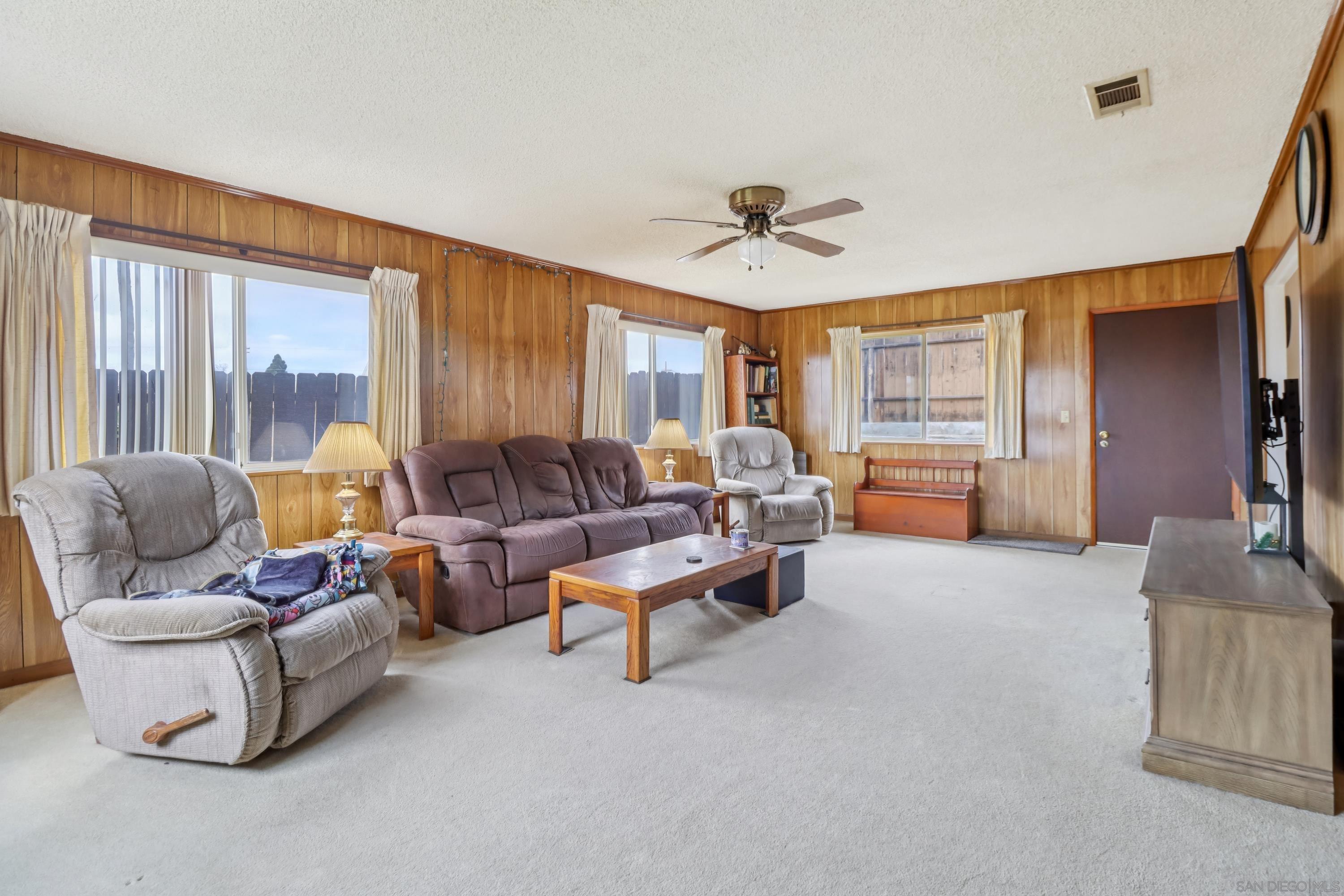 Detail Gallery Image 3 of 34 For 516  Carla Ave, Chula Vista,  CA 91910 - 4 Beds | 2 Baths