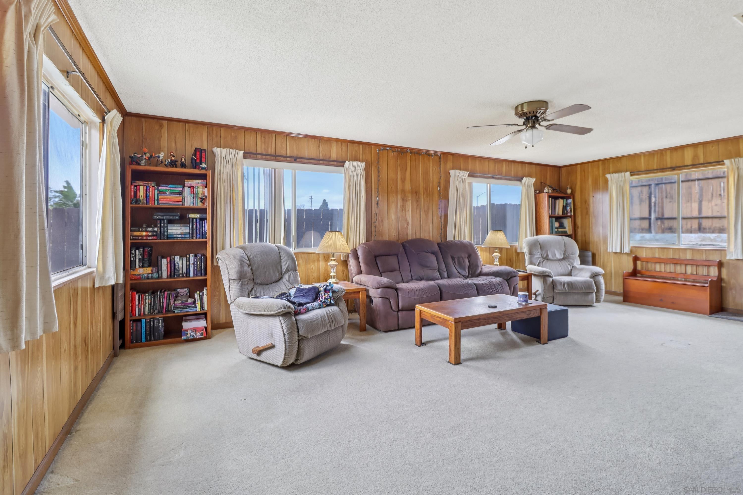 Detail Gallery Image 4 of 34 For 516  Carla Ave, Chula Vista,  CA 91910 - 4 Beds | 2 Baths