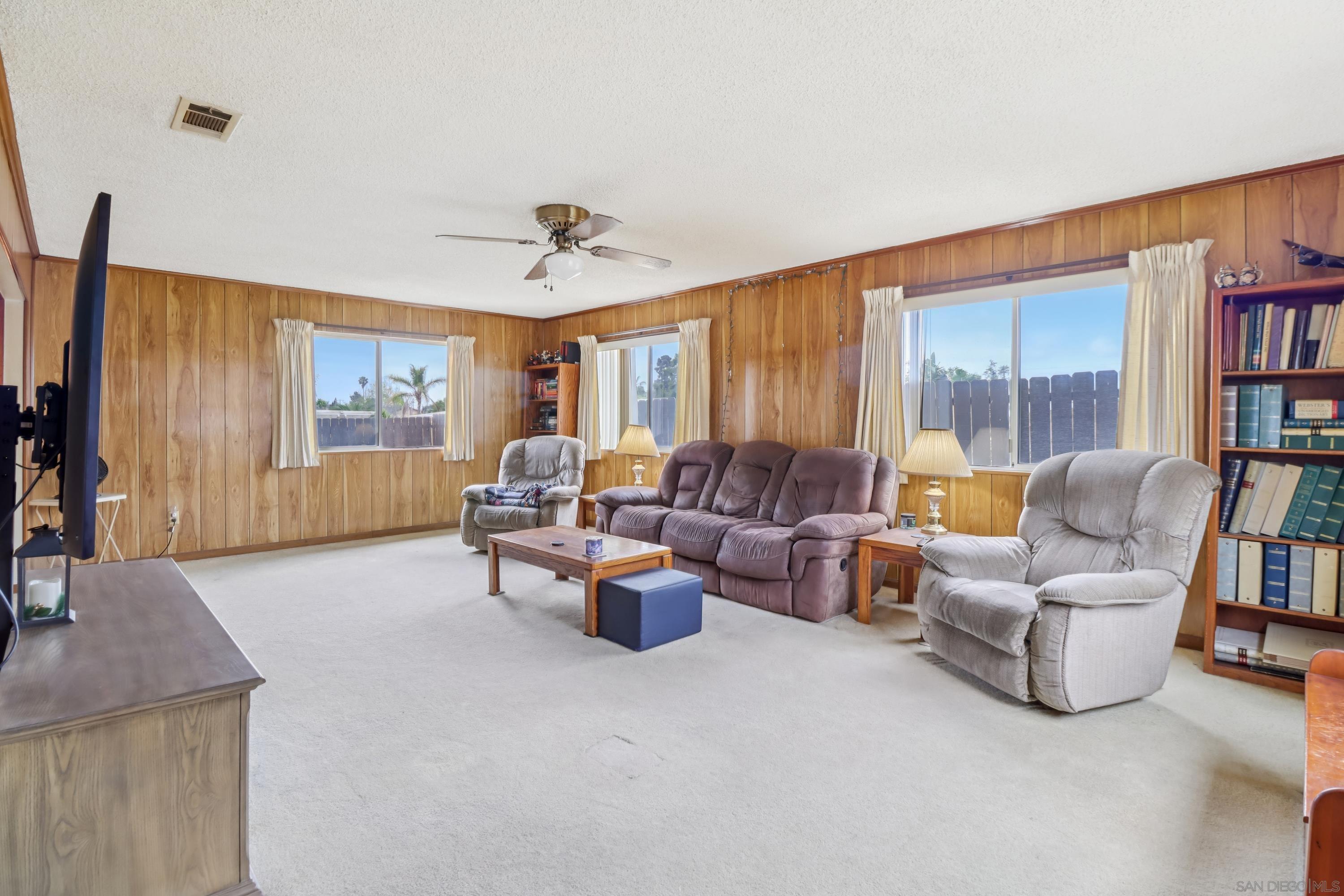 Detail Gallery Image 6 of 34 For 516  Carla Ave, Chula Vista,  CA 91910 - 4 Beds | 2 Baths