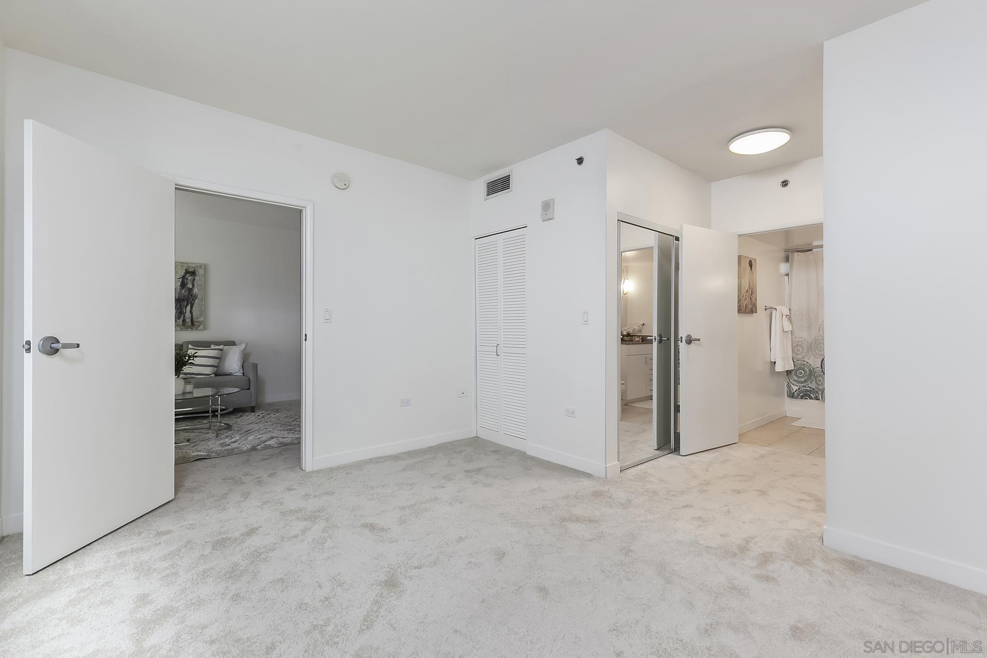 Detail Gallery Image 38 of 72 For 425 W Beech St  #327,  San Diego,  CA 92101 - 1 Beds | 1 Baths