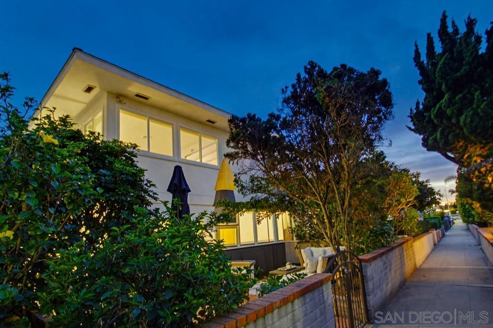 Detail Gallery Image 66 of 75 For 829-31  Avalon Ct, San Diego,  CA 92109 - – Beds | – Baths