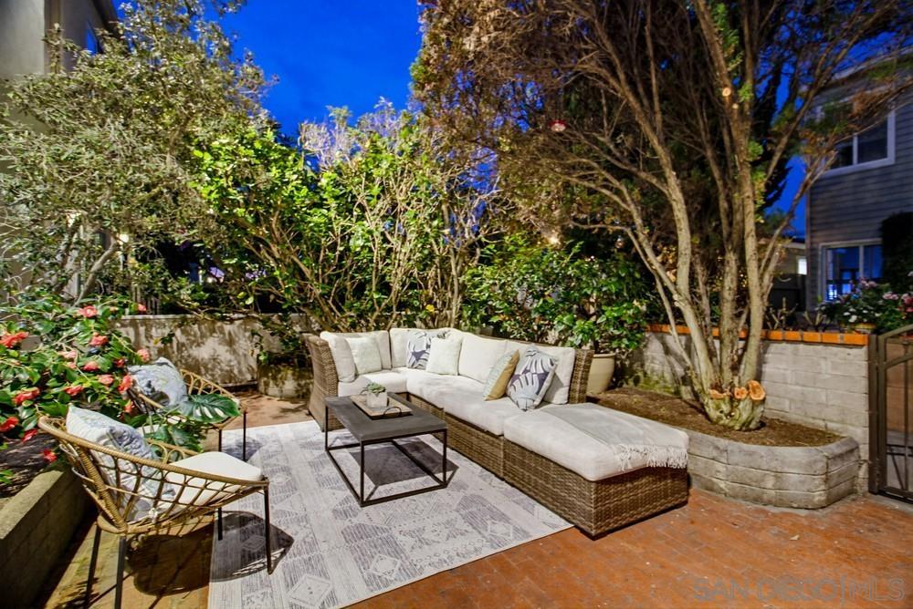 Detail Gallery Image 9 of 75 For 829-31  Avalon Ct, San Diego,  CA 92109 - – Beds | – Baths