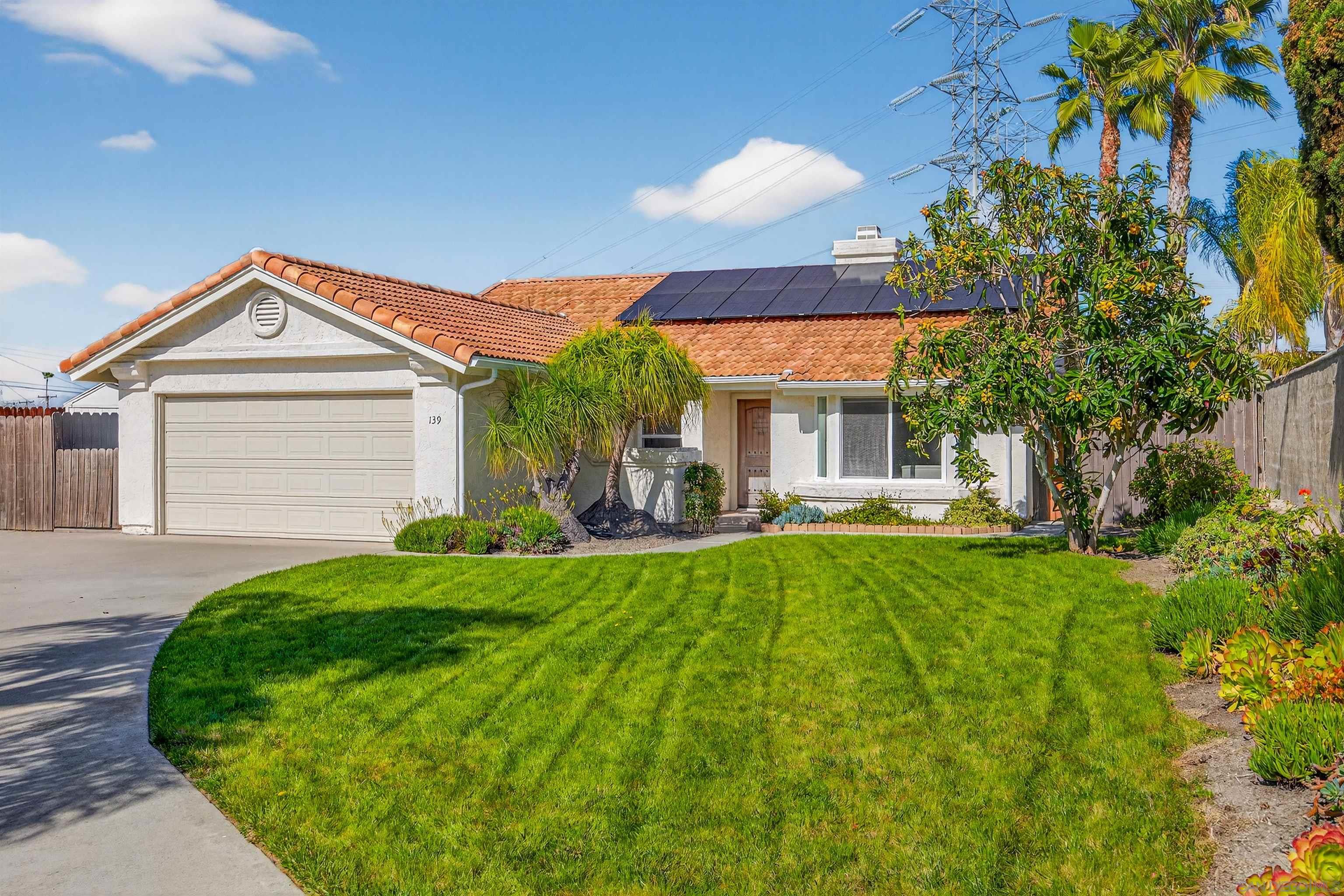 Detail Gallery Image 2 of 61 For 139  Ely St, Oceanside,  CA 92054 - 4 Beds | 2 Baths