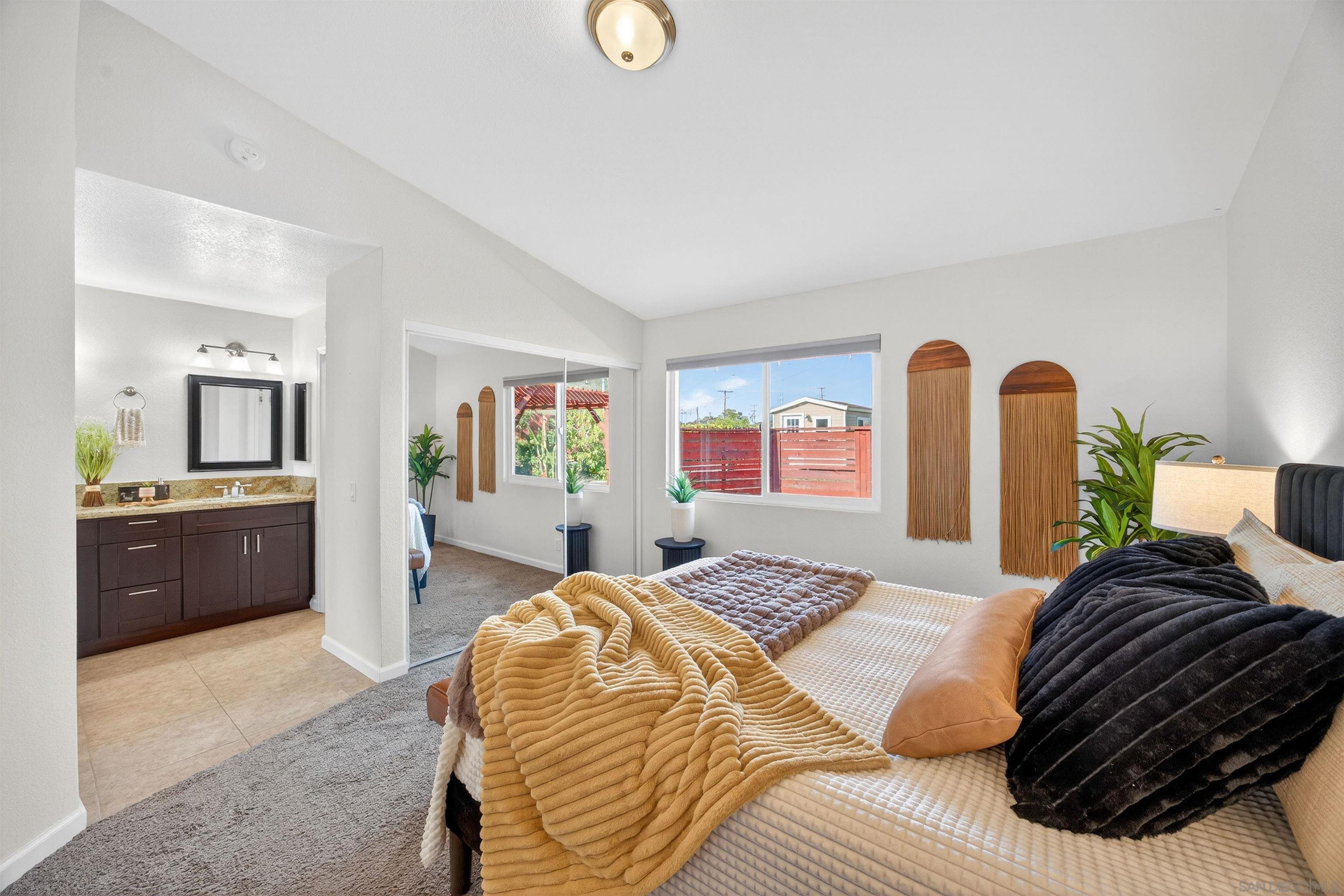 Detail Gallery Image 24 of 61 For 139  Ely St, Oceanside,  CA 92054 - 4 Beds | 2 Baths