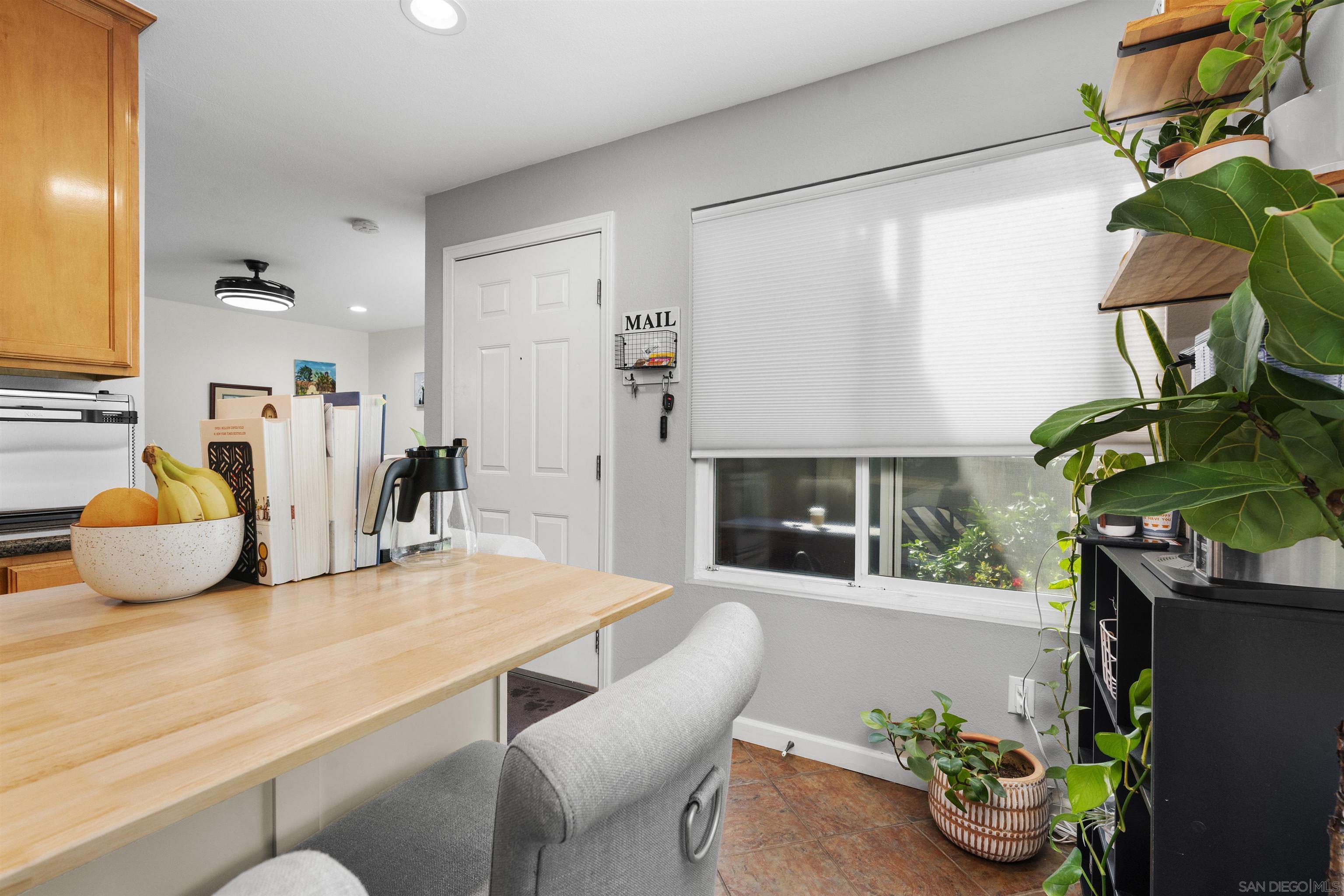 Detail Gallery Image 14 of 39 For 6333  College Grove Way  #1101 (14),  San Diego,  CA 92115 - 2 Beds | 1/1 Baths