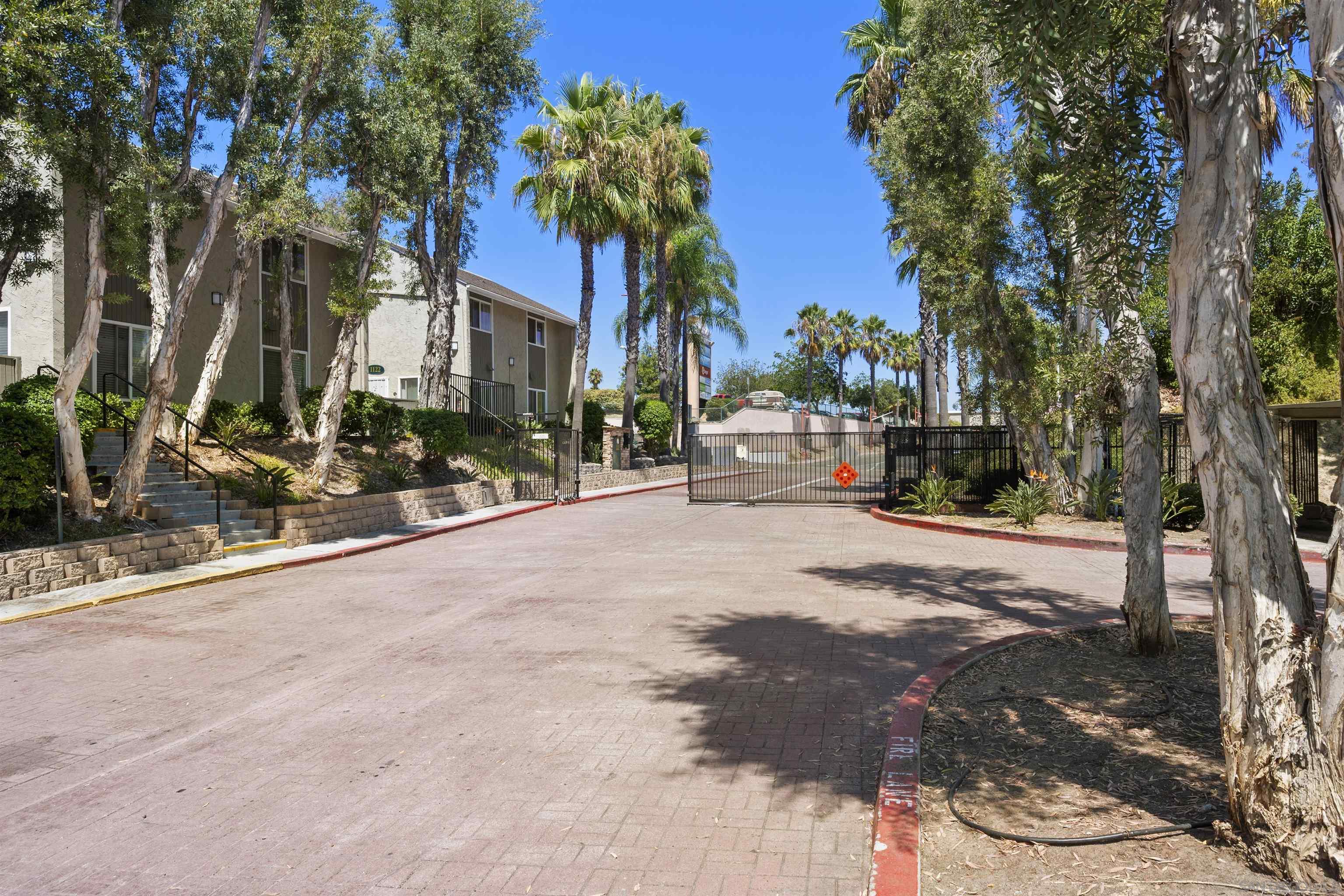 Detail Gallery Image 34 of 39 For 6333  College Grove Way  #1101 (14),  San Diego,  CA 92115 - 2 Beds | 1/1 Baths