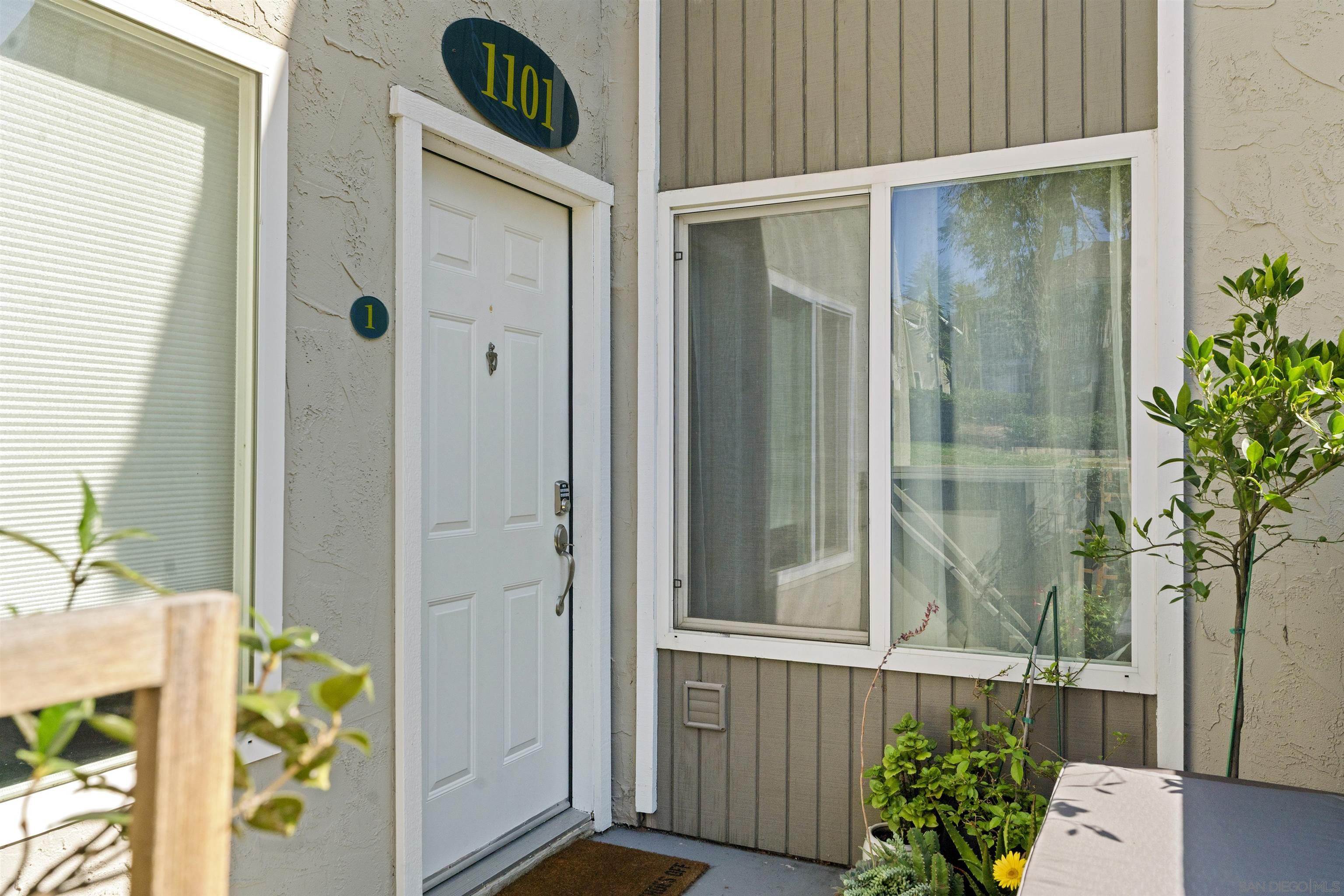 Detail Gallery Image 5 of 39 For 6333  College Grove Way  #1101 (14),  San Diego,  CA 92115 - 2 Beds | 1/1 Baths