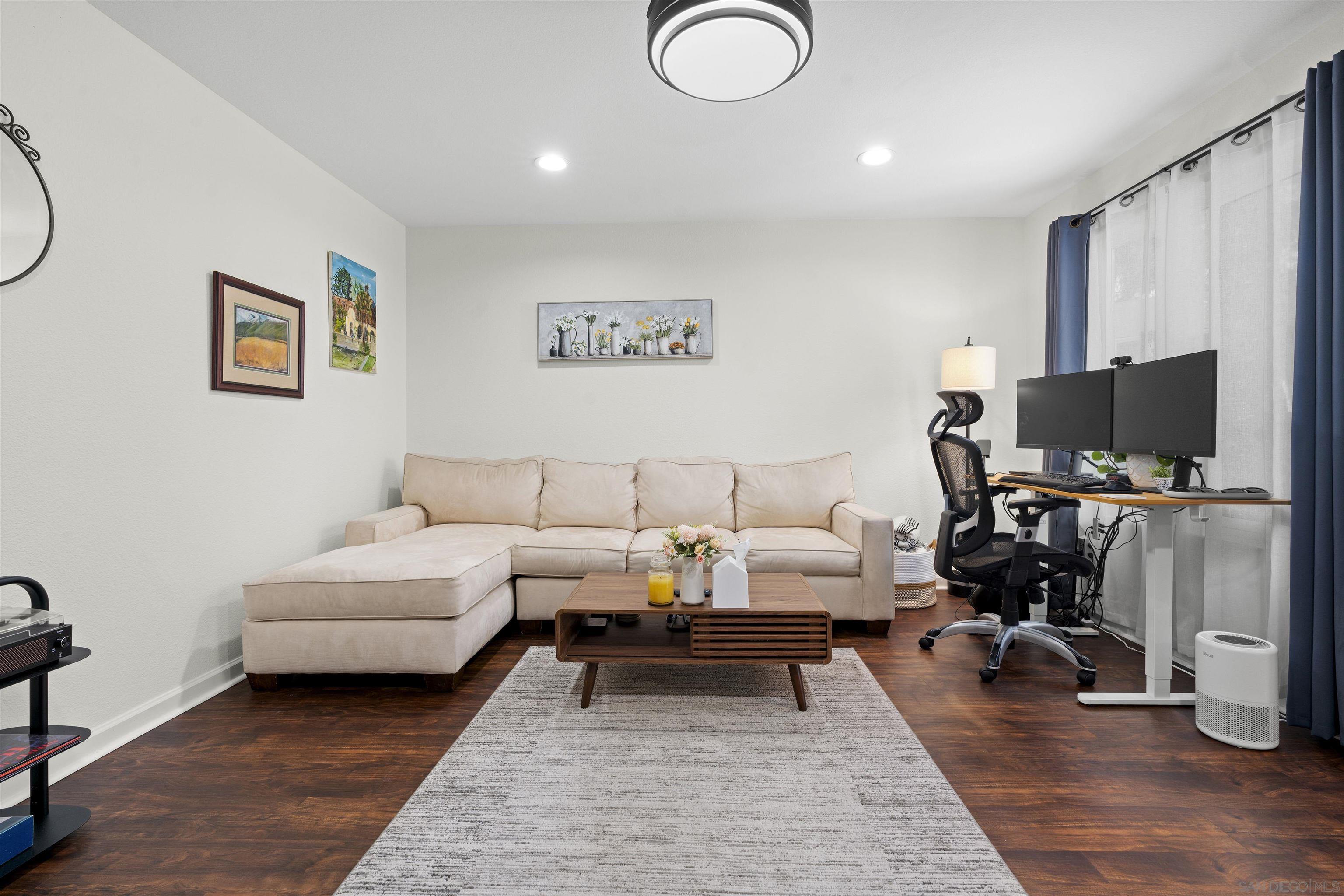 Detail Gallery Image 9 of 39 For 6333  College Grove Way  #1101 (14),  San Diego,  CA 92115 - 2 Beds | 1/1 Baths