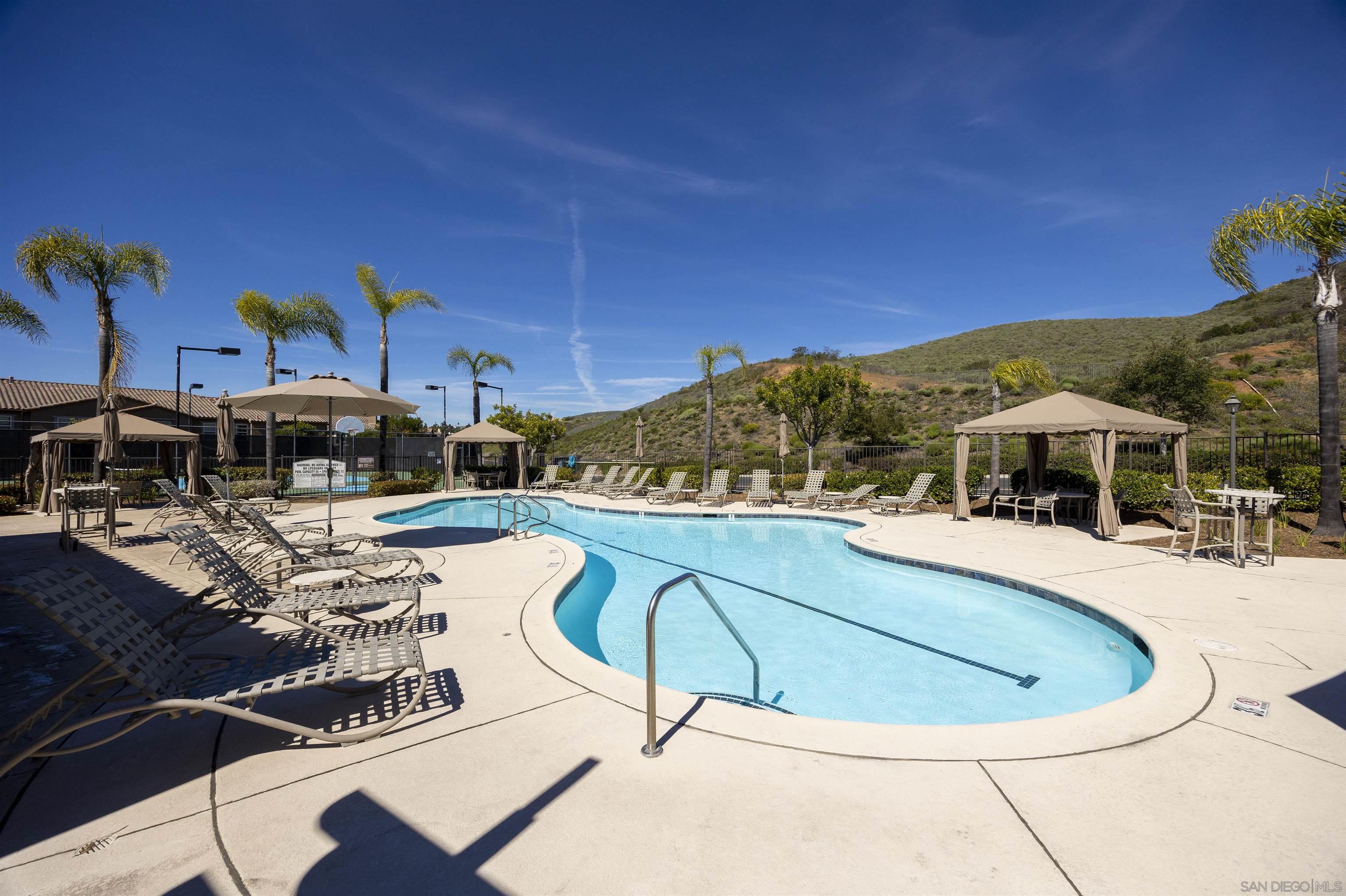 Detail Gallery Image 30 of 40 For 10910  Serafina Lane  #52,  San Diego,  CA 92128 - 2 Beds | 2 Baths