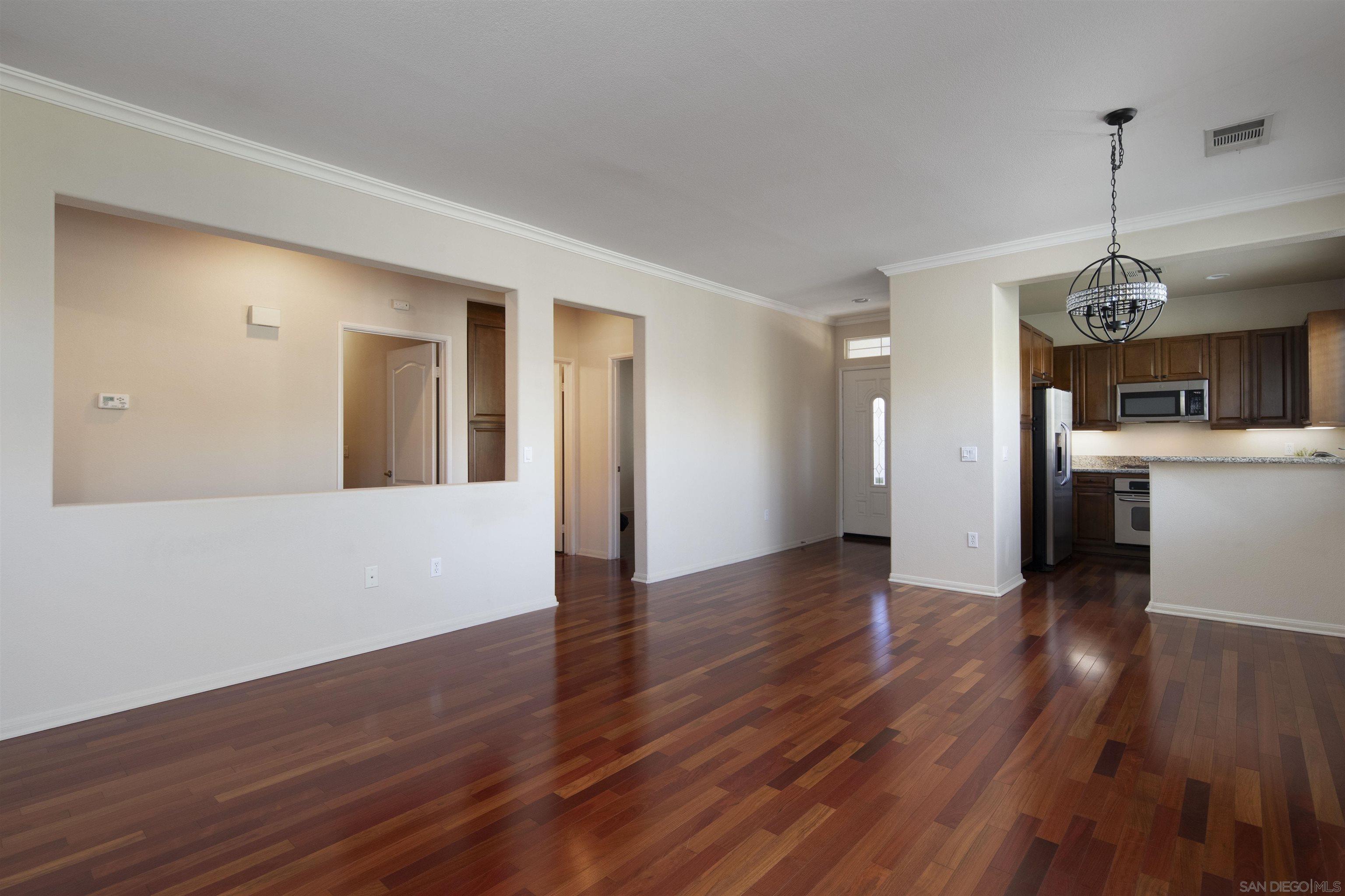 Detail Gallery Image 10 of 40 For 10910  Serafina Lane  #52,  San Diego,  CA 92128 - 2 Beds | 2 Baths