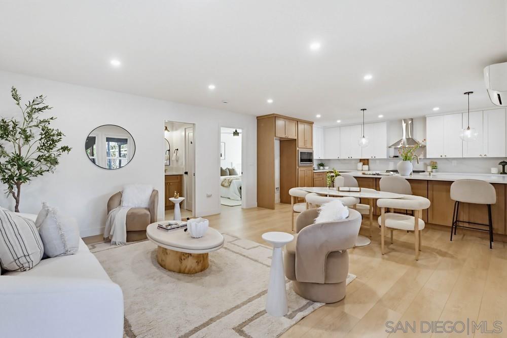 Detail Gallery Image 25 of 44 For 1056-1058  Lincoln Ave, San Diego,  CA 92103 - 4 Beds | 3 Baths