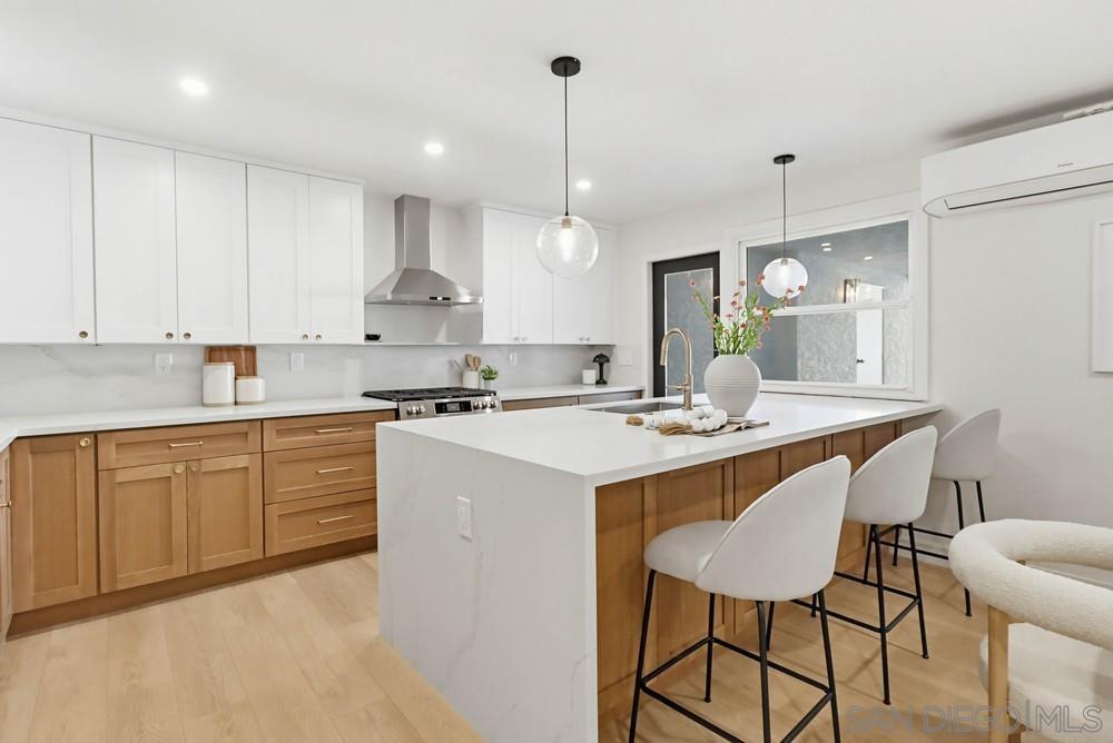 Detail Gallery Image 28 of 44 For 1056-1058  Lincoln Ave, San Diego,  CA 92103 - 4 Beds | 3 Baths