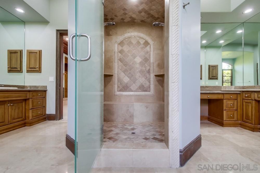 Detail Gallery Image 24 of 66 For 14175  Biscayne Pl, Poway,  CA 92064 - 6 Beds | 6/1 Baths