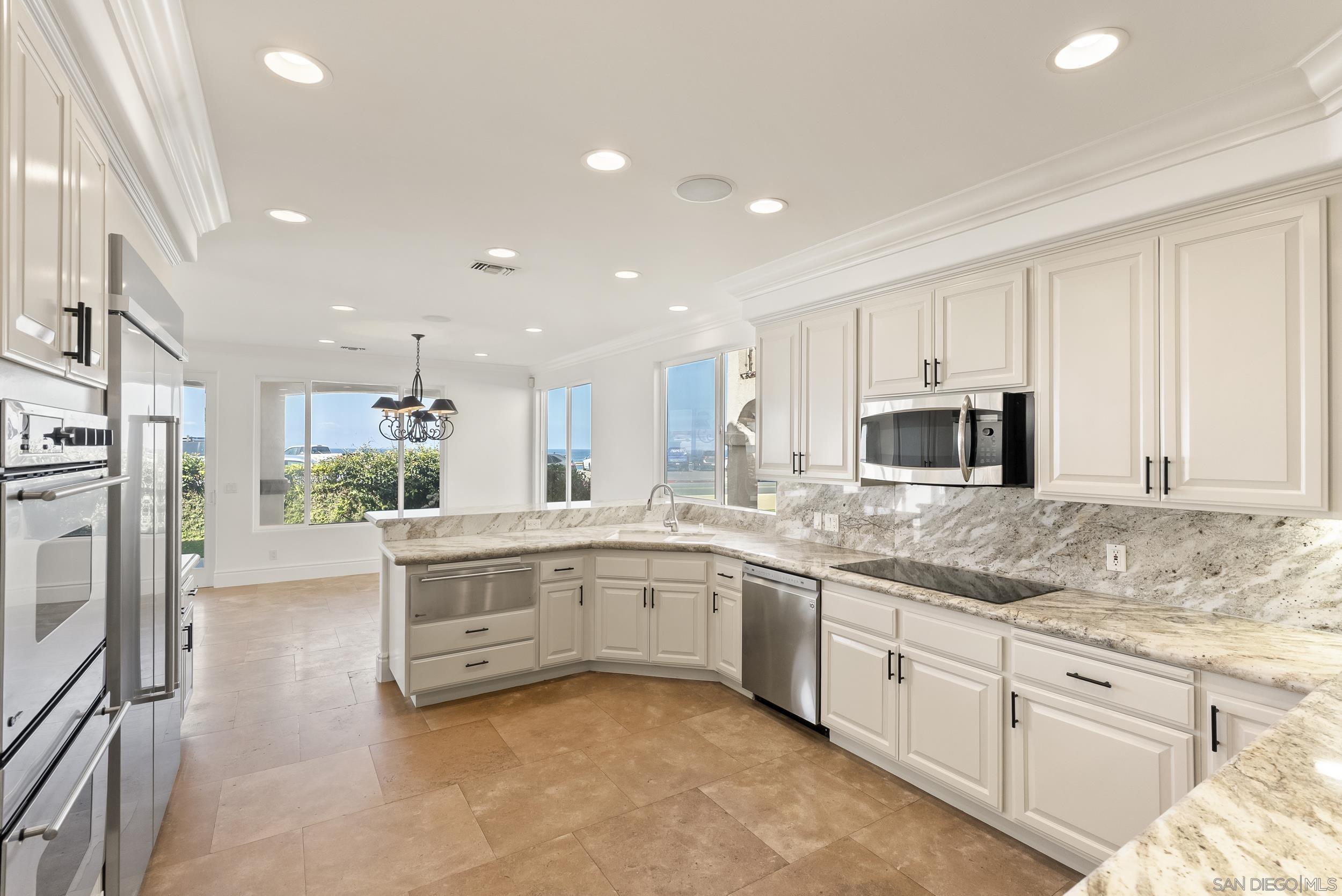 Front Image Thumbnail for SD260005340