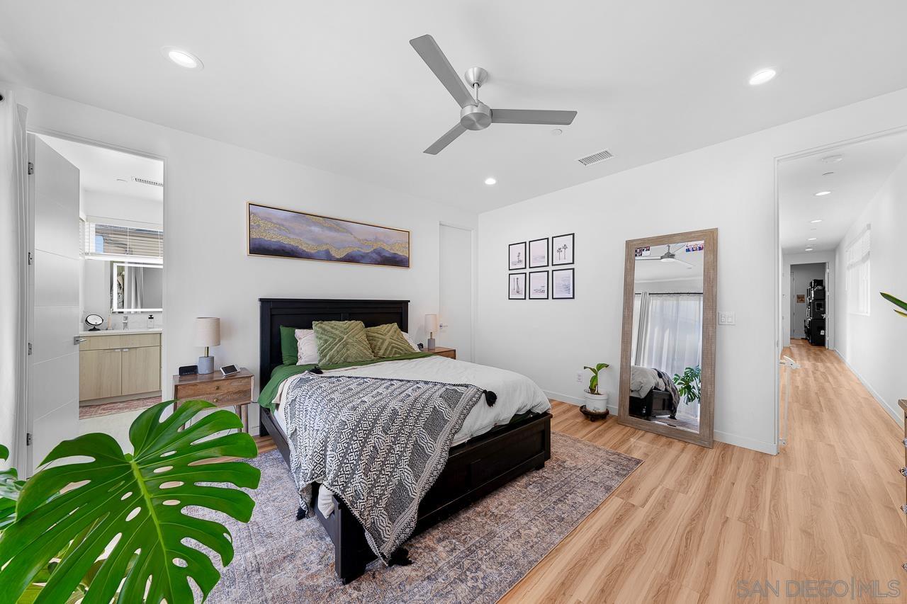Detail Gallery Image 21 of 43 For 1166  Holly Avenue  #3,  Imperial Beach,  CA 91932 - 3 Beds | 2/1 Baths