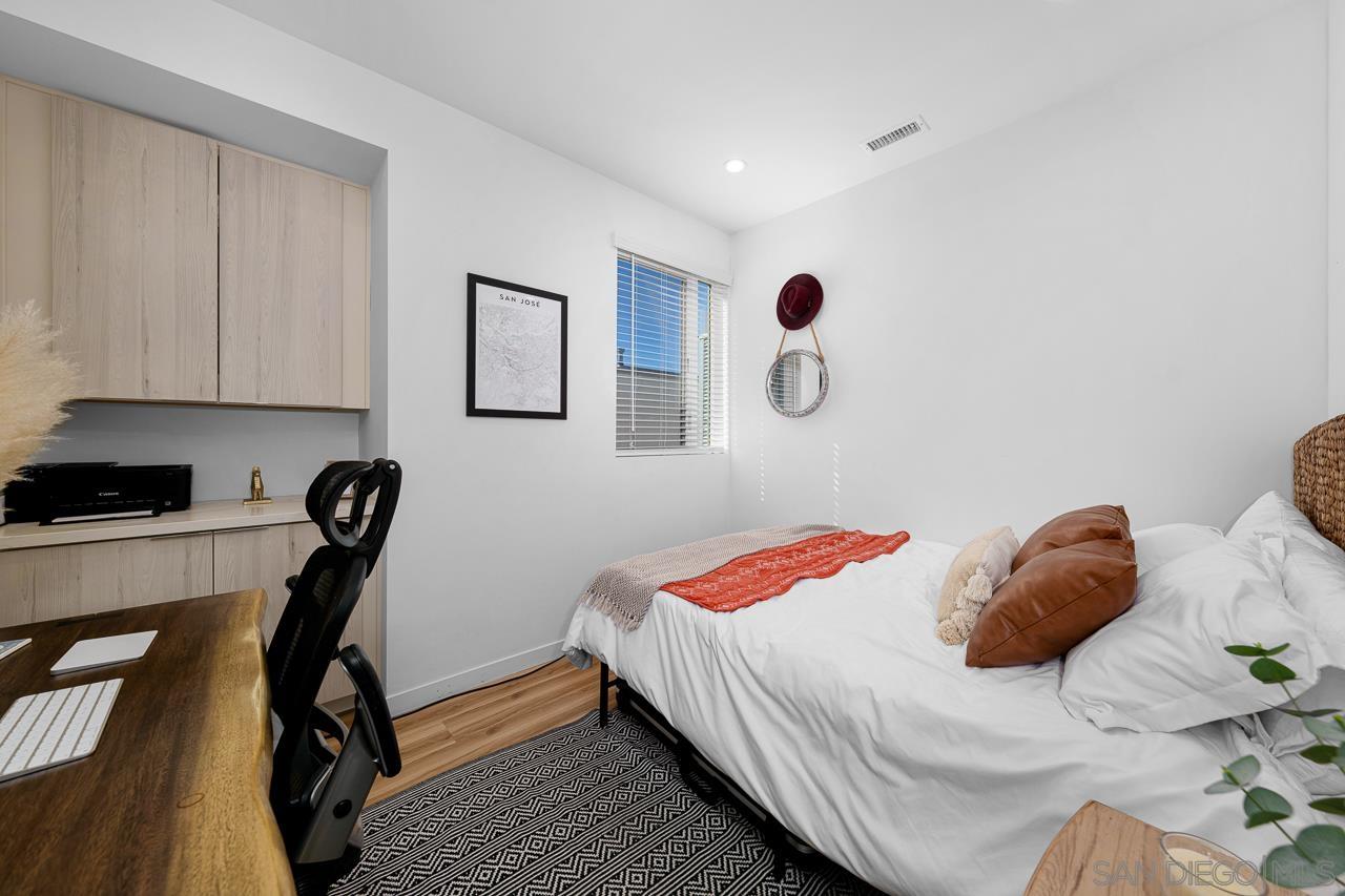 Detail Gallery Image 31 of 43 For 1166  Holly Avenue  #3,  Imperial Beach,  CA 91932 - 3 Beds | 2/1 Baths