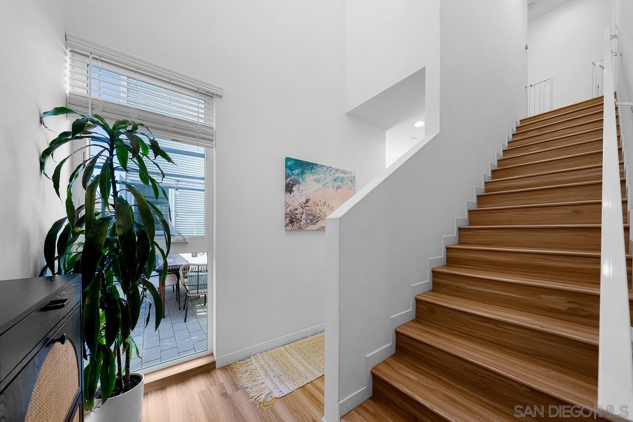 Detail Gallery Image 38 of 43 For 1166  Holly Avenue  #3,  Imperial Beach,  CA 91932 - 3 Beds | 2/1 Baths