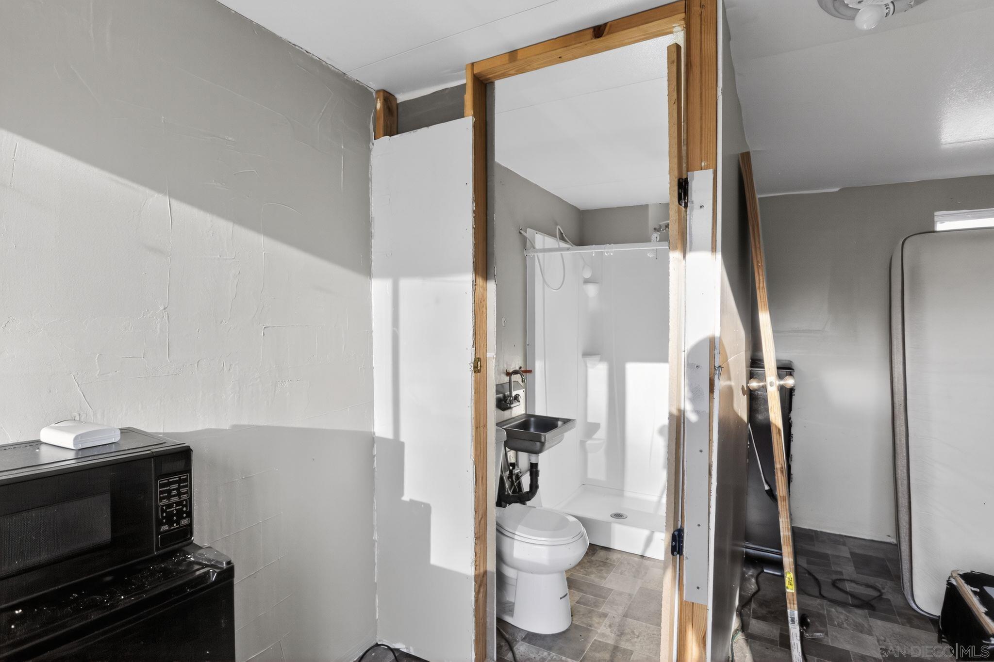 Detail Gallery Image 16 of 33 For 351  5th St, Tehama,  CA 96090 - 2 Beds | 1 Baths