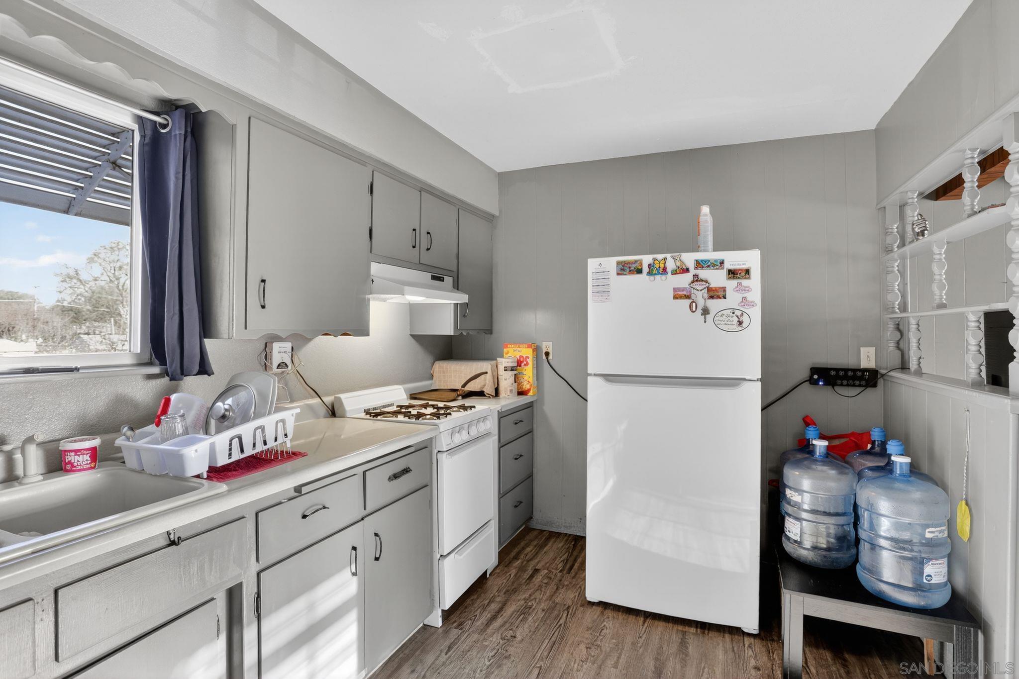 Detail Gallery Image 8 of 33 For 351  5th St, Tehama,  CA 96090 - 2 Beds | 1 Baths