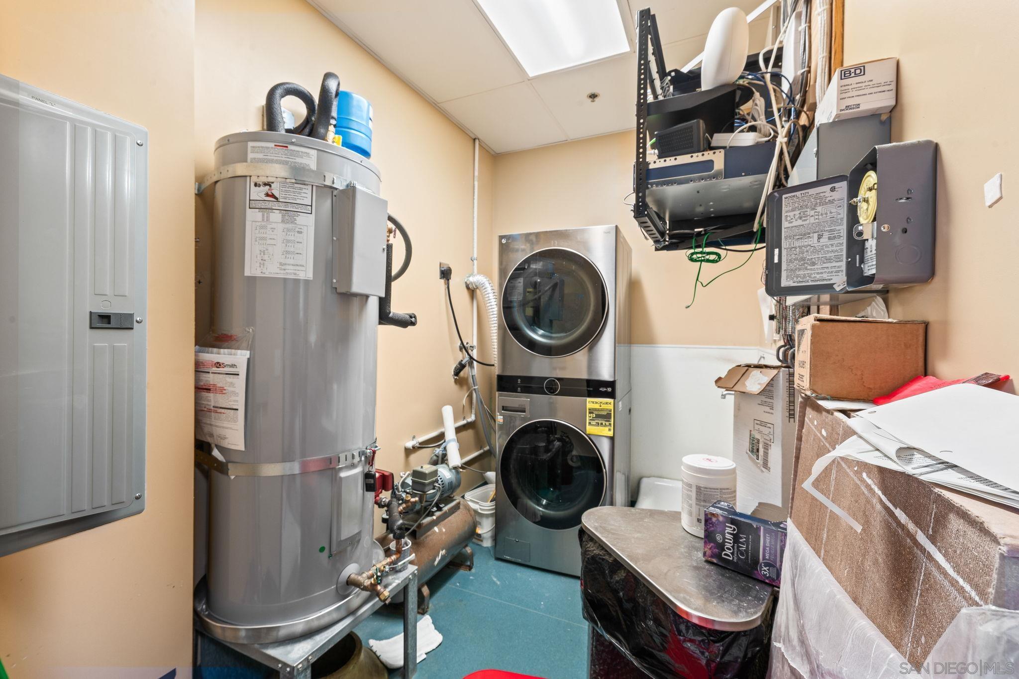 Detail Gallery Image 28 of 41 For 131  Orange Ave, Coronado,  CA 92118 - – Beds | – Baths