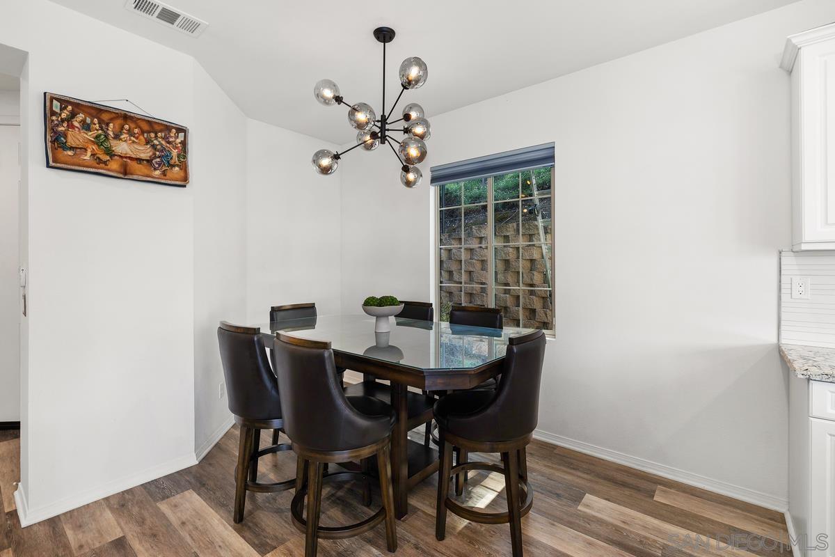 Detail Gallery Image 4 of 32 For 309  Ione Way, El Cajon,  CA 92020 - 3 Beds | 2/1 Baths