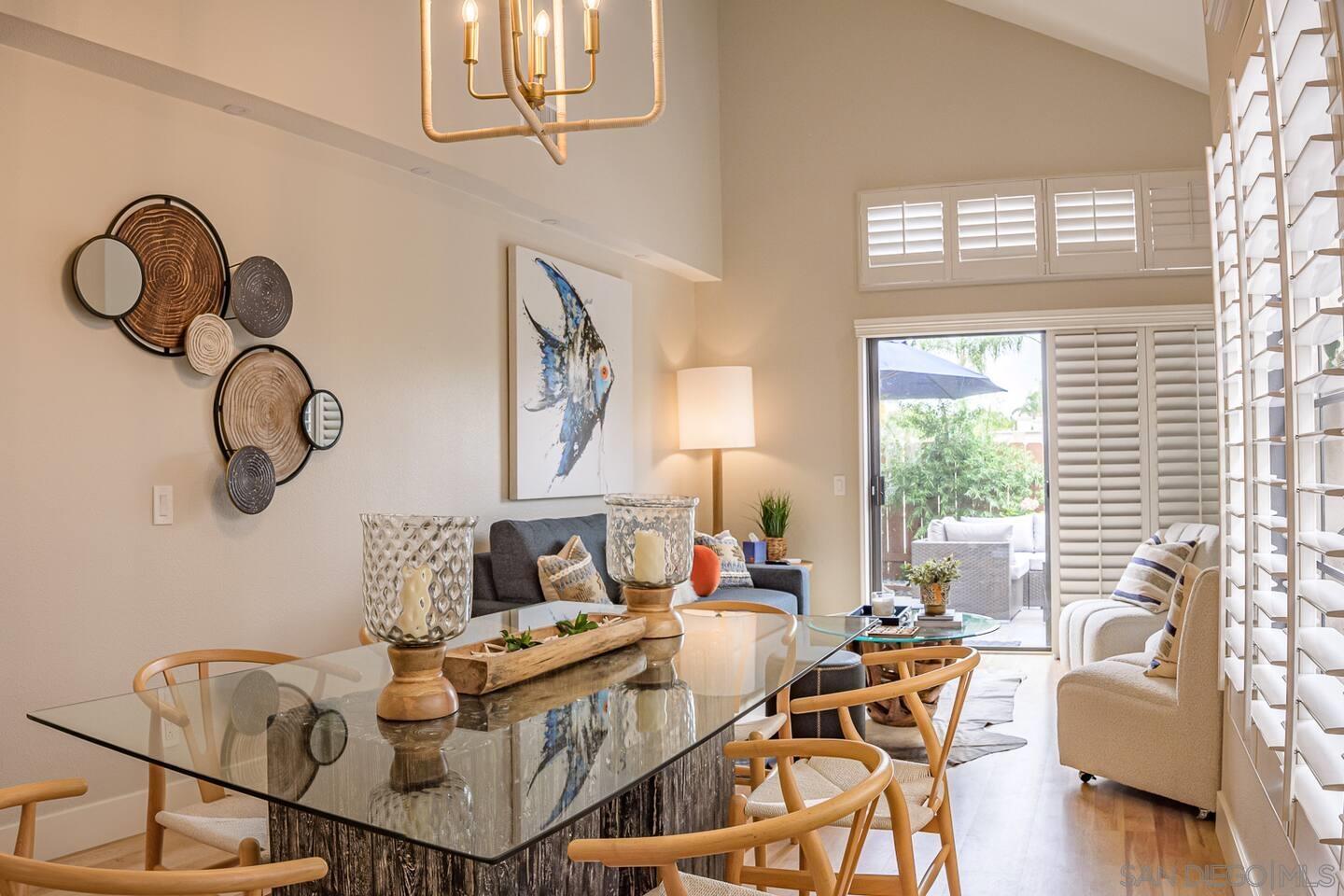 Front Image Thumbnail for SD260005351