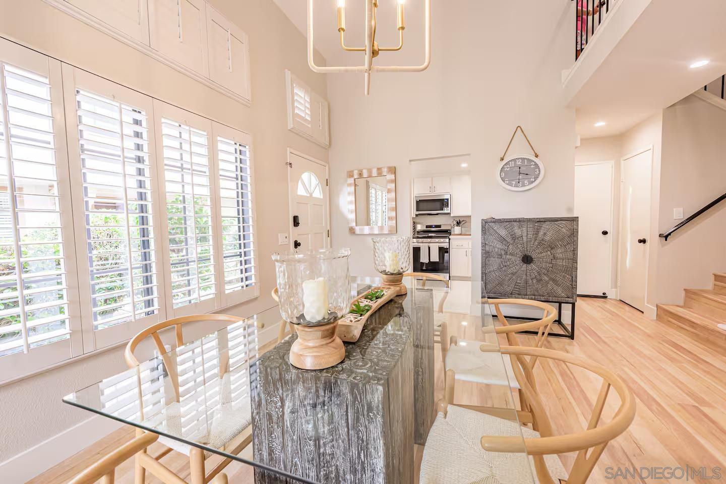 Detail Gallery Image 3 of 31 For 3691  Caminito Cielo Del Mar, San Diego,  CA 92130 - 3 Beds | 3 Baths