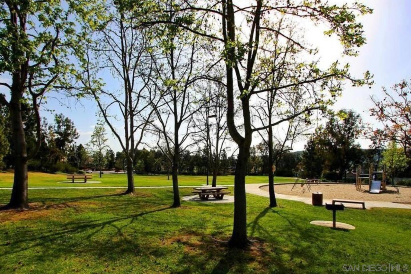 Detail Gallery Image 27 of 31 For 3691  Caminito Cielo Del Mar, San Diego,  CA 92130 - 3 Beds | 3 Baths