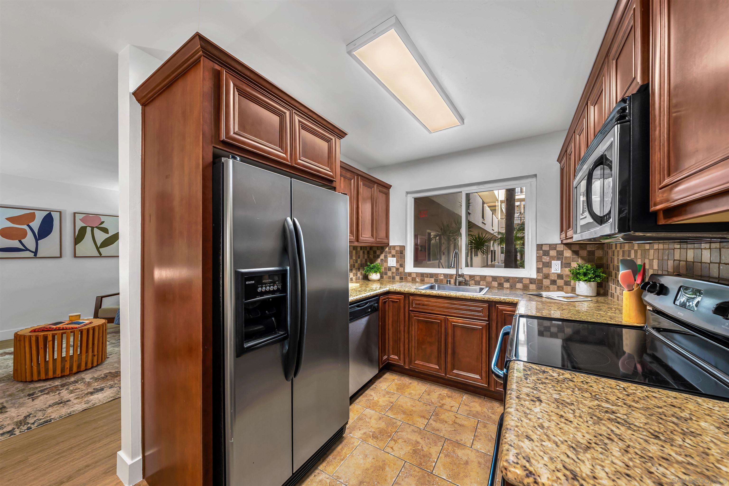 Detail Gallery Image 8 of 21 For 1030  Robinson Ave  #104,  San Diego,  CA 92103 - 1 Beds | 1 Baths