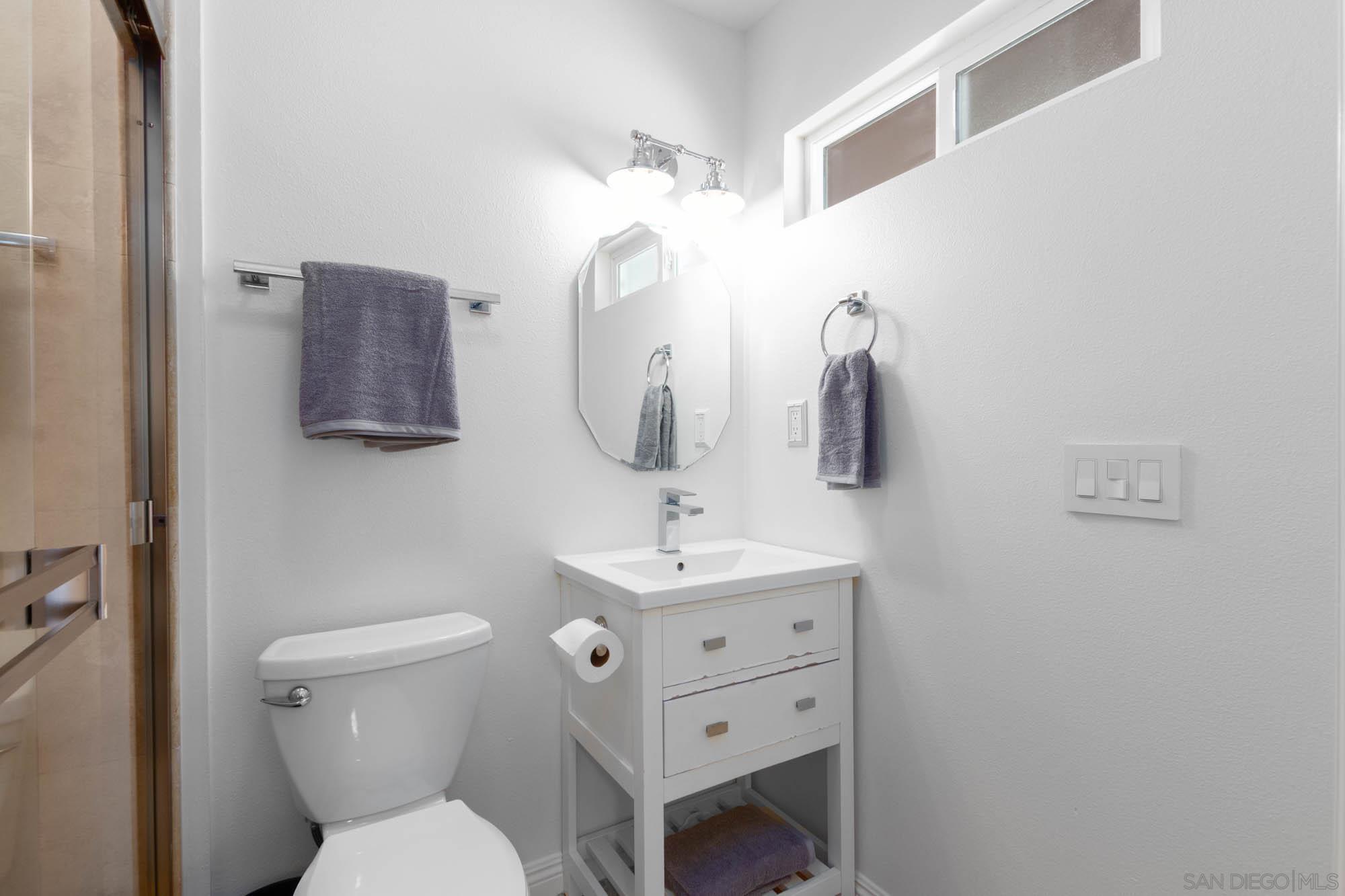 Detail Gallery Image 20 of 51 For 9722  Roe Dr, Santee,  CA 92071 - 5 Beds | 3 Baths