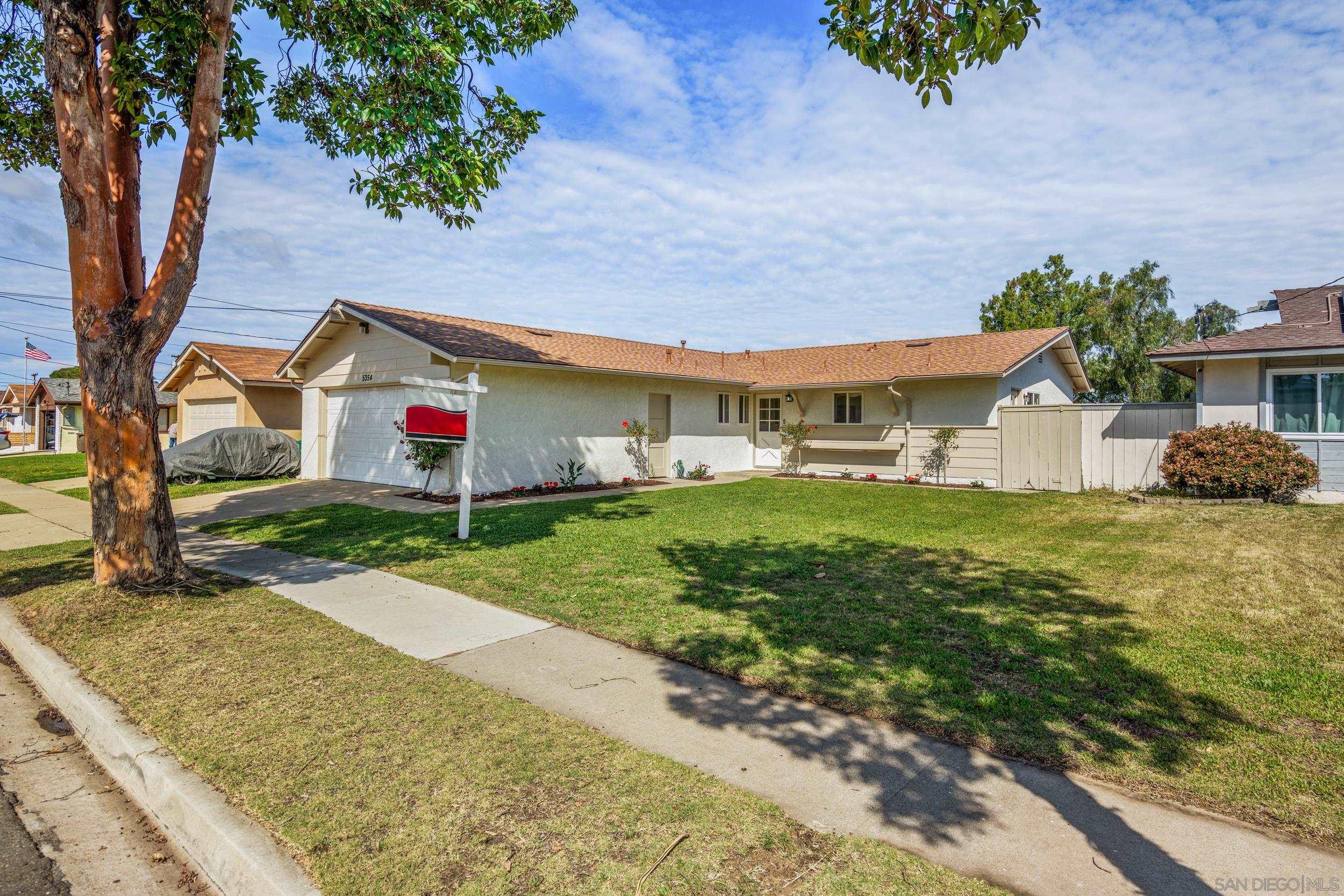 Detail Gallery Image 2 of 29 For 5354  Peyton Place, San Diego,  CA 92117 - 3 Beds | 2 Baths